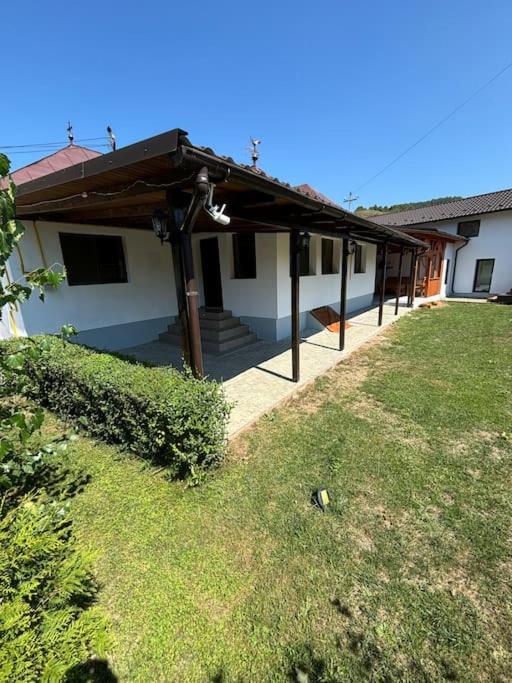 Two-Bedroom House photo 2