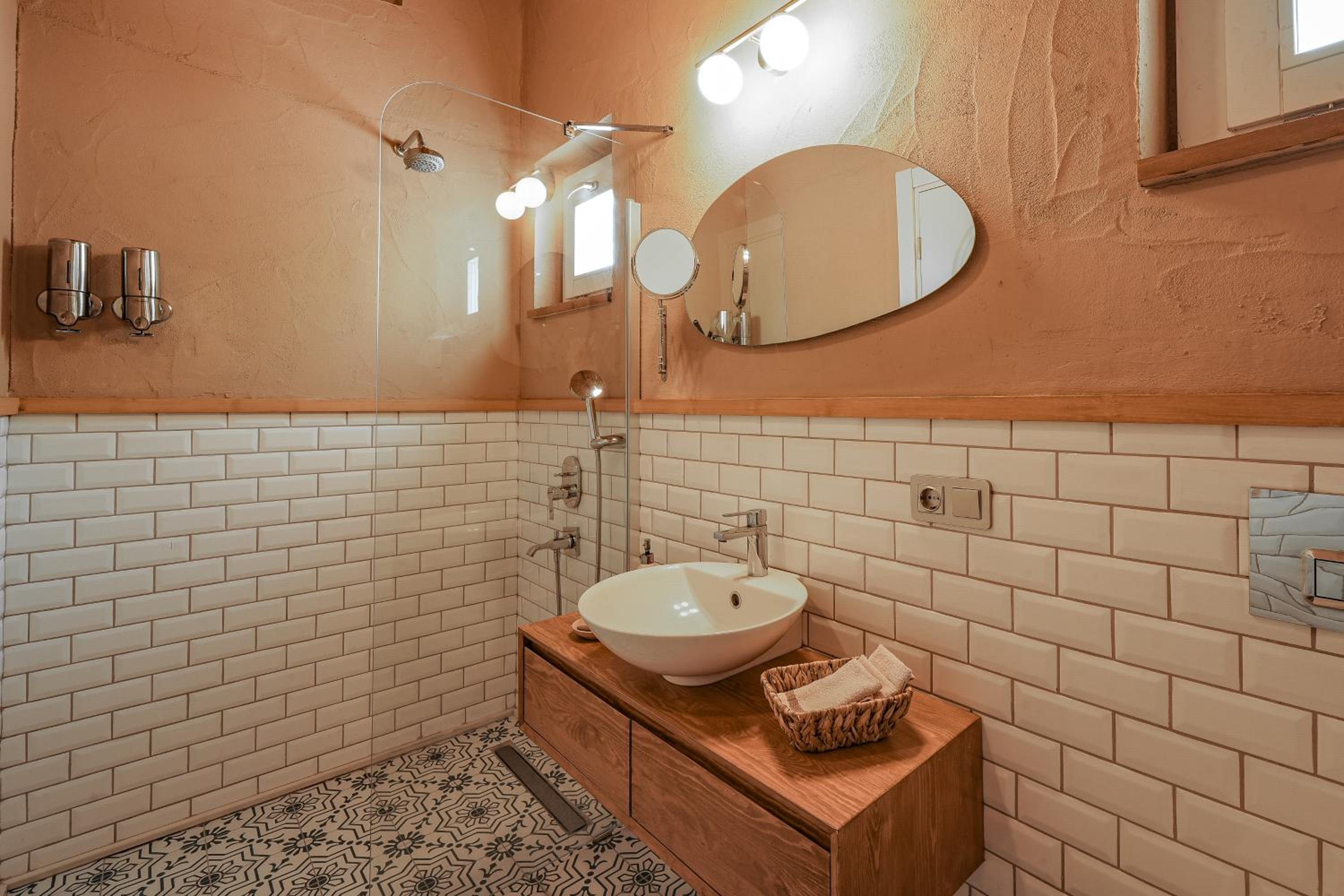 Superior Triple Room - Photo 4