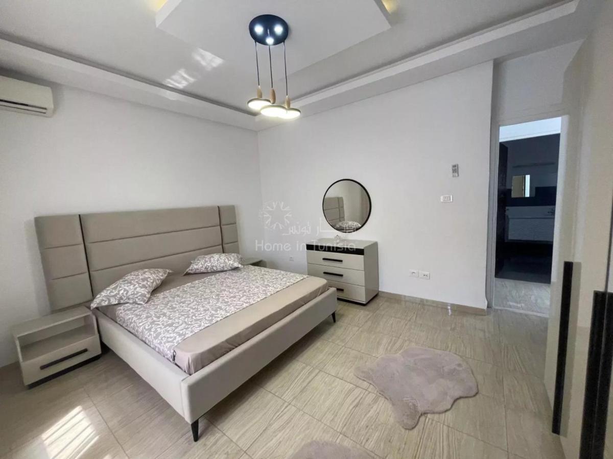 Villa photo 1