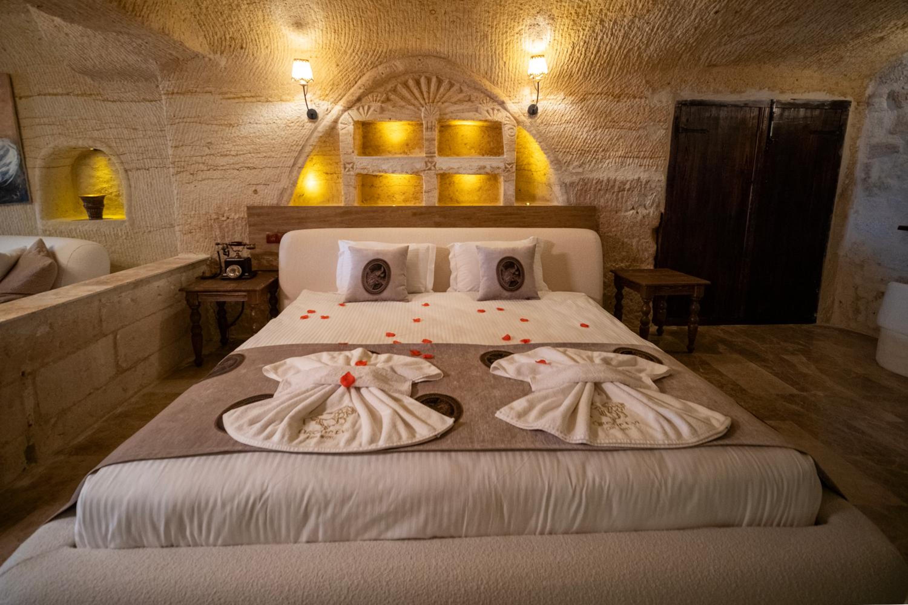 Urgup Cave Suite