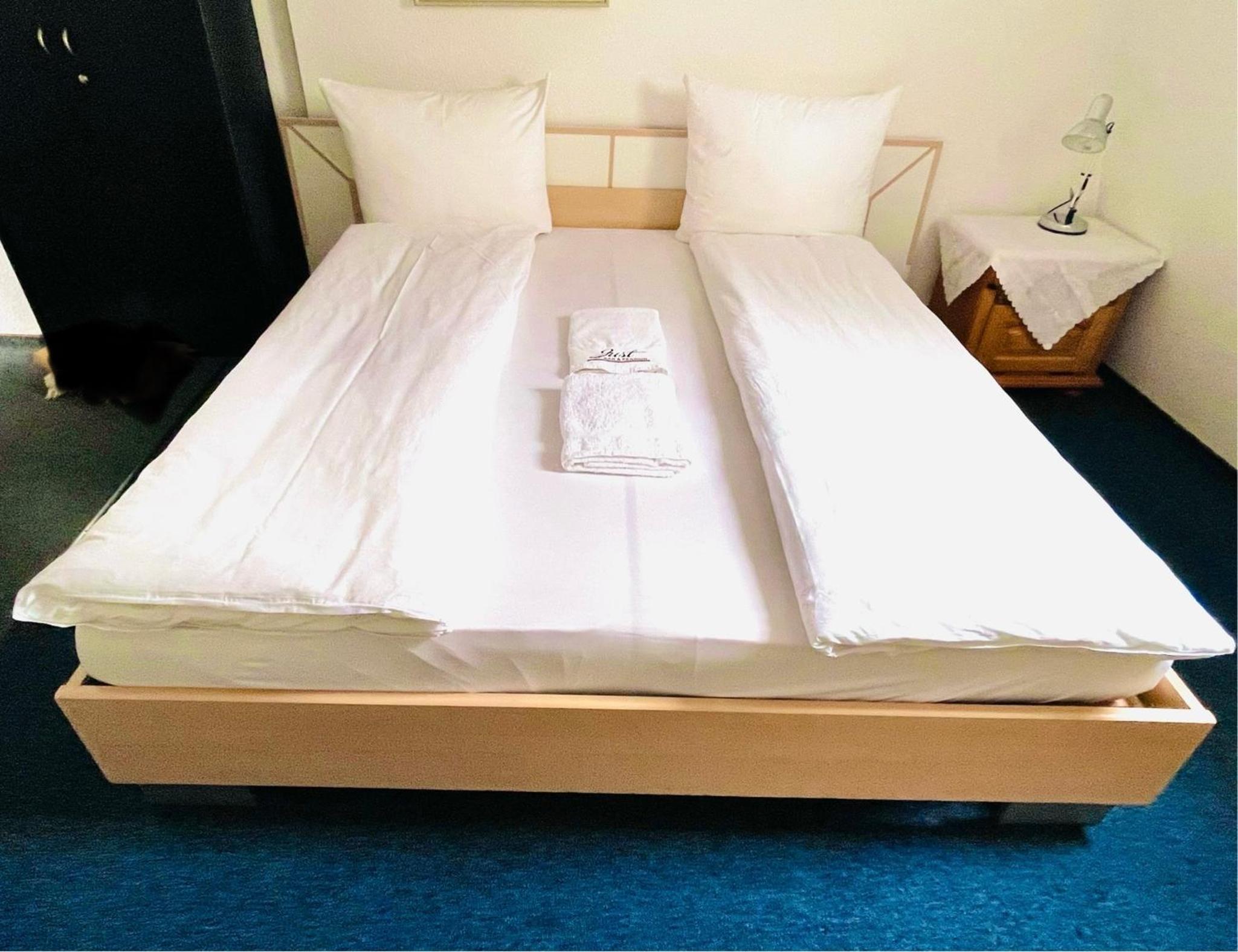 Large Double Room photo 1