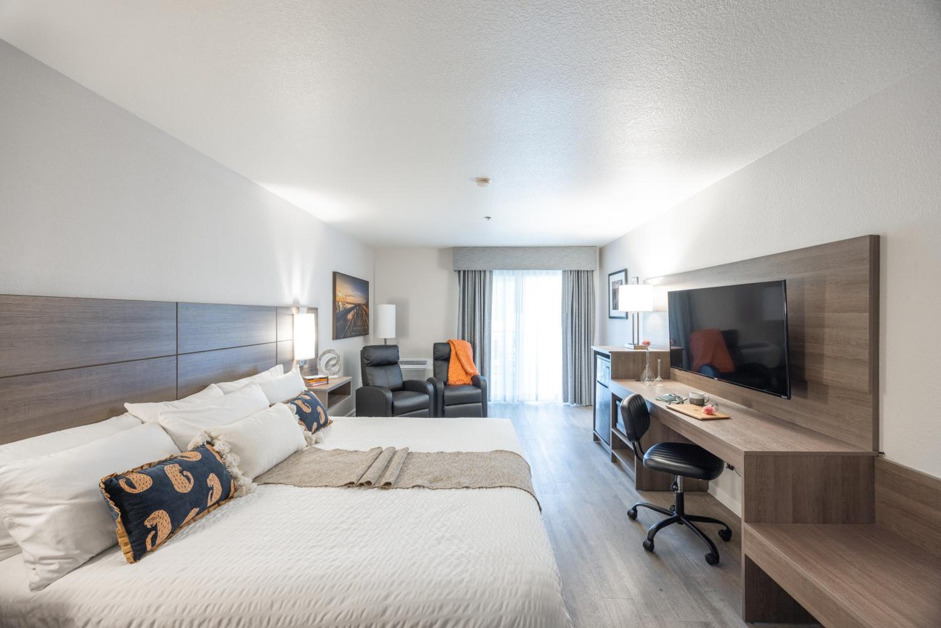 Classic King Room with View