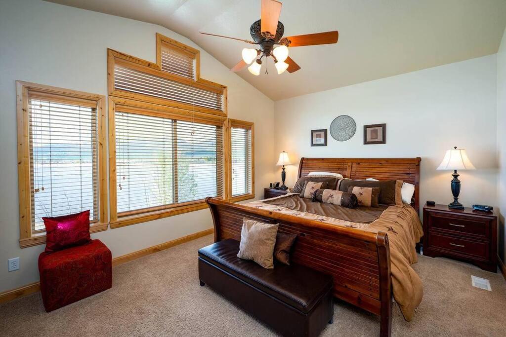Two-Bedroom House photo 1