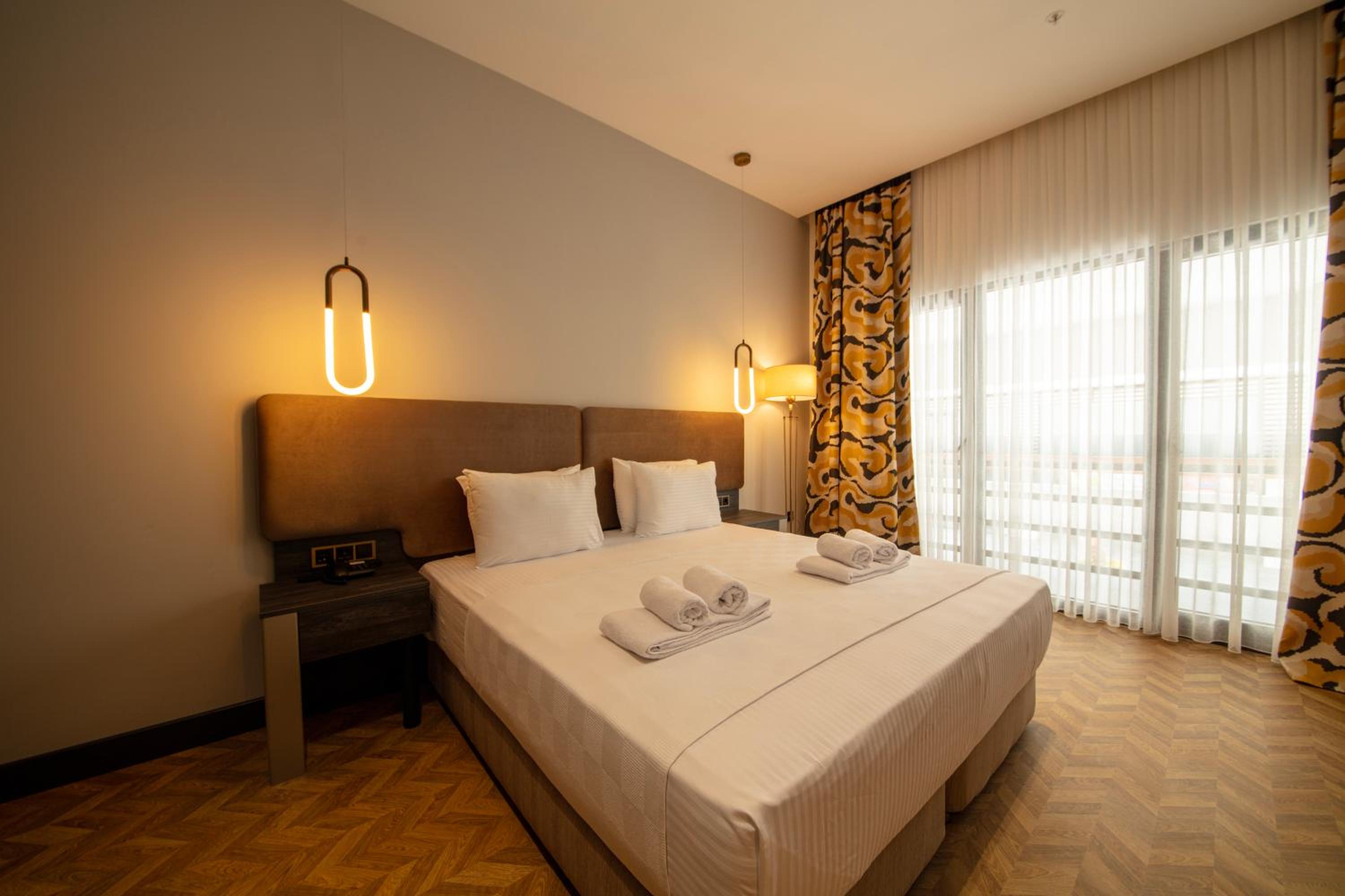 Standard Double Room - Photo 7