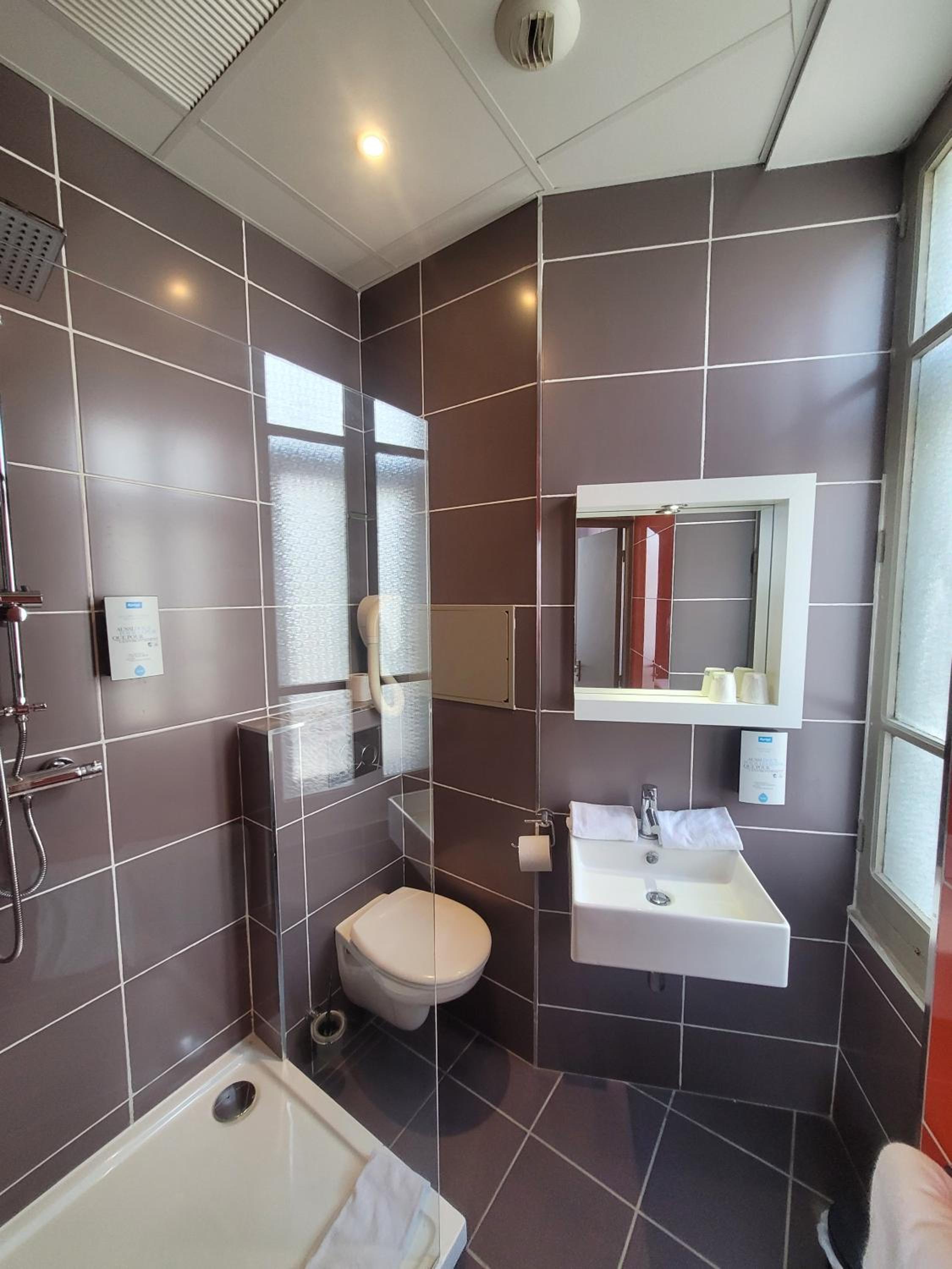 Double Room - Photo 49