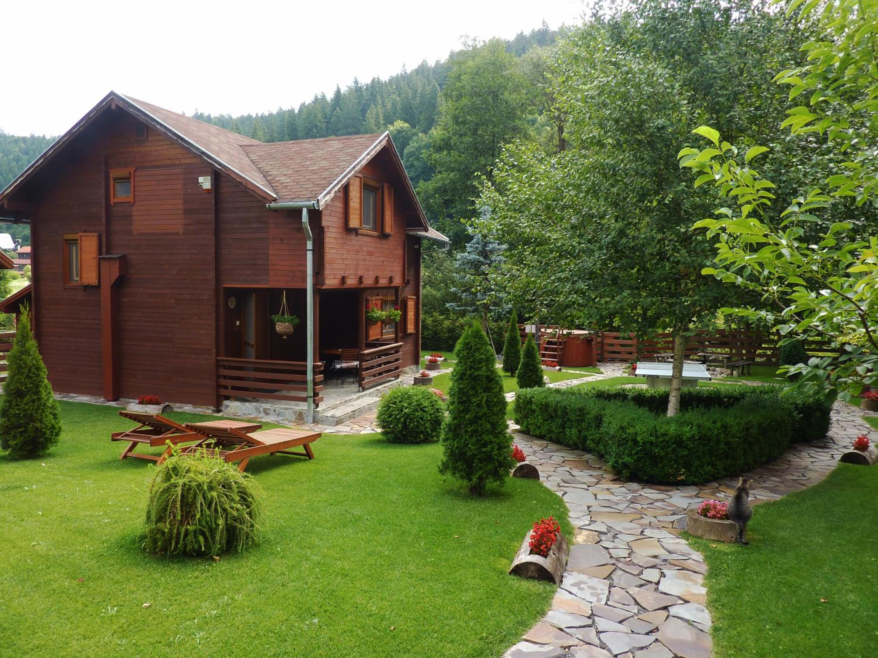 Villa photo 2