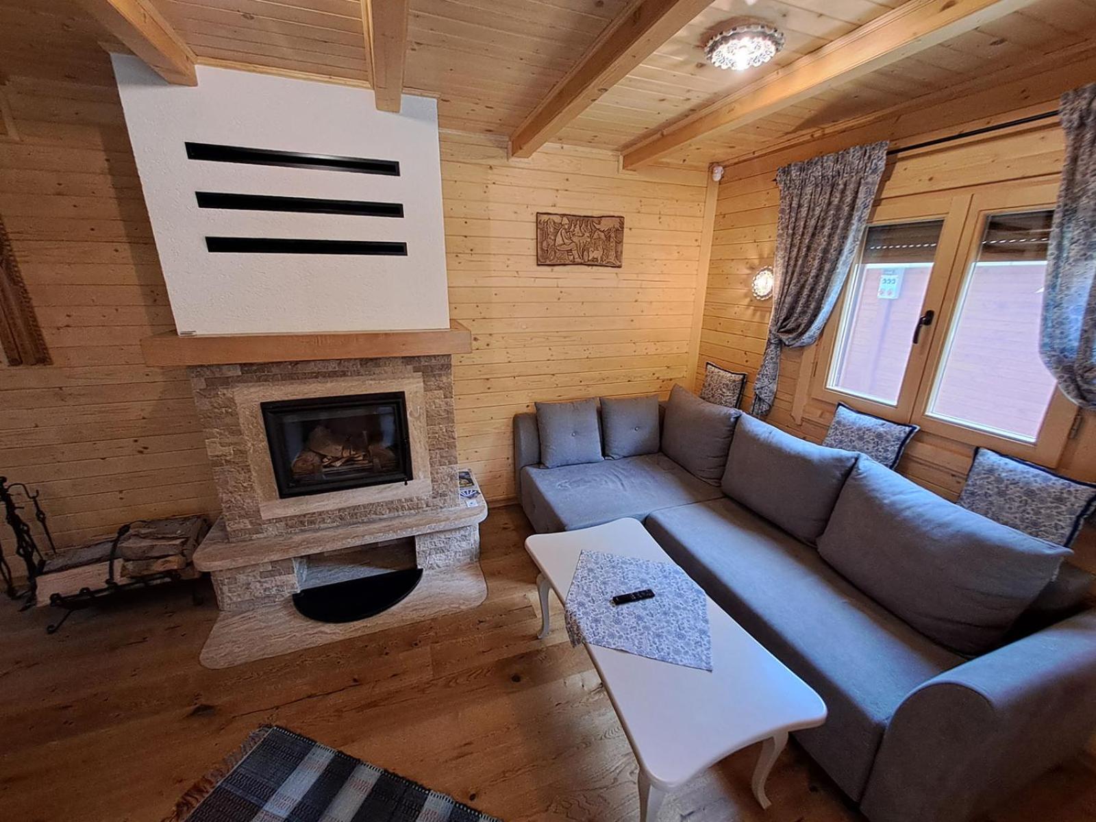 Villa photo 1