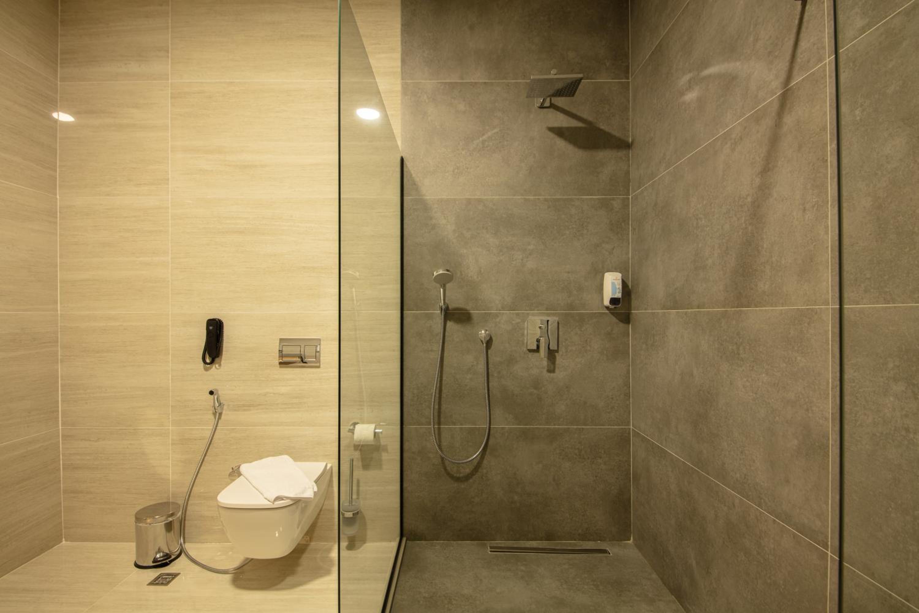 Budget Double Room - Photo 4