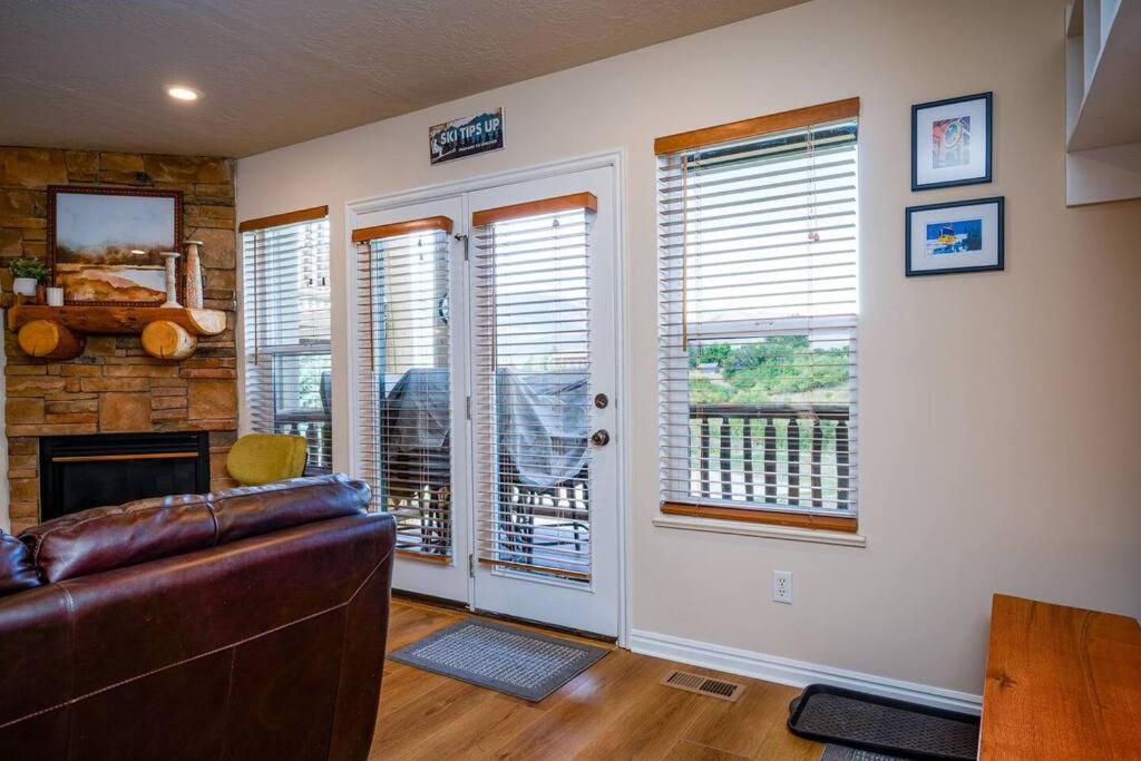 Apartment photo 2