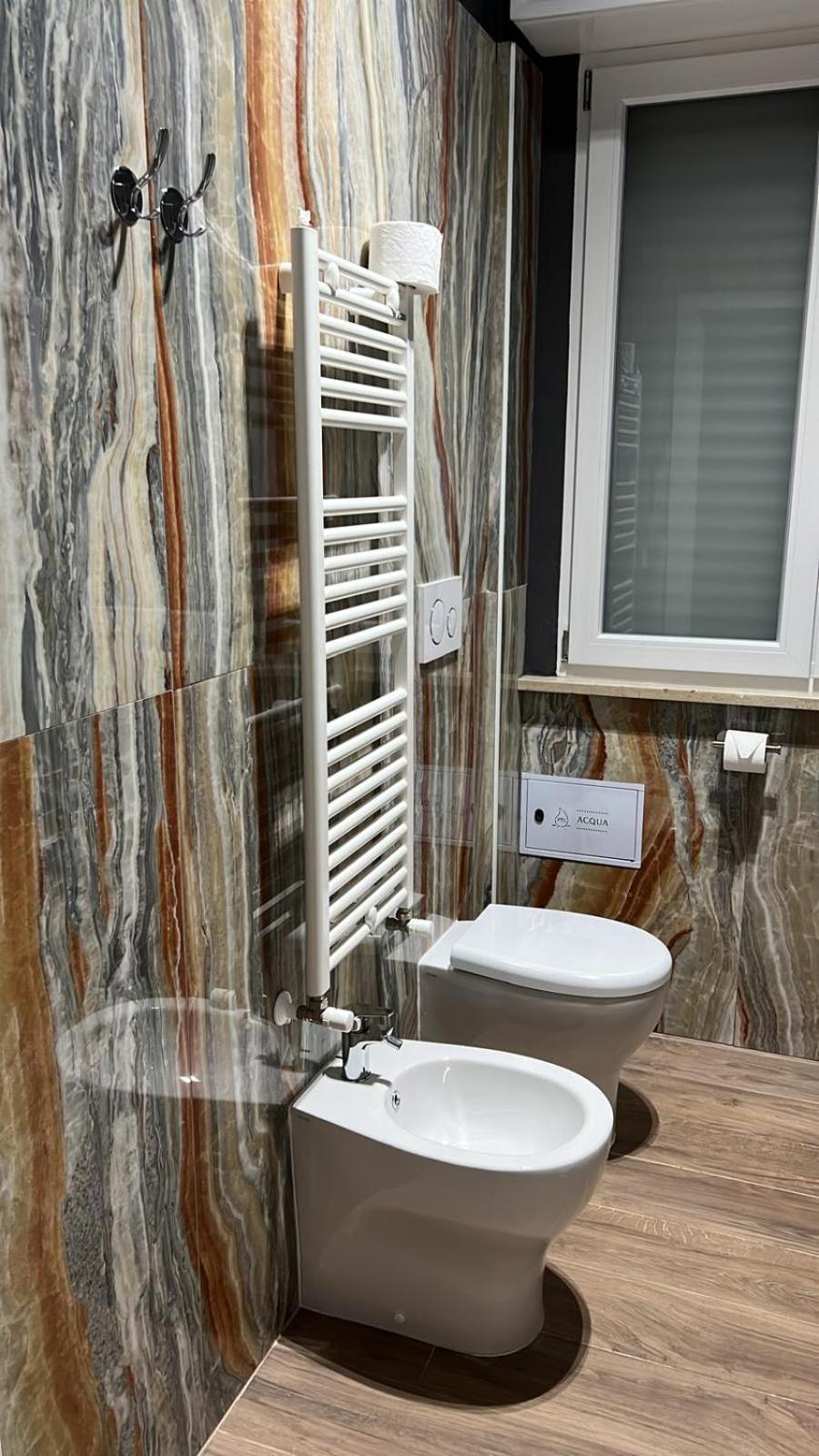 Double Room - Photo 9
