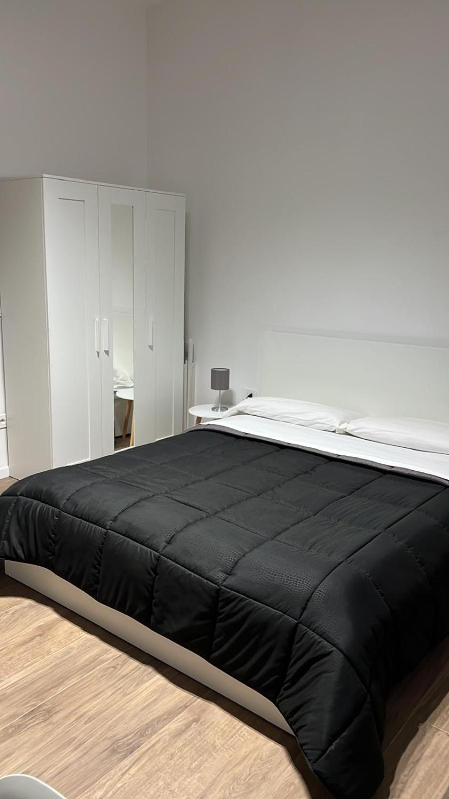 Double Room - Photo 4