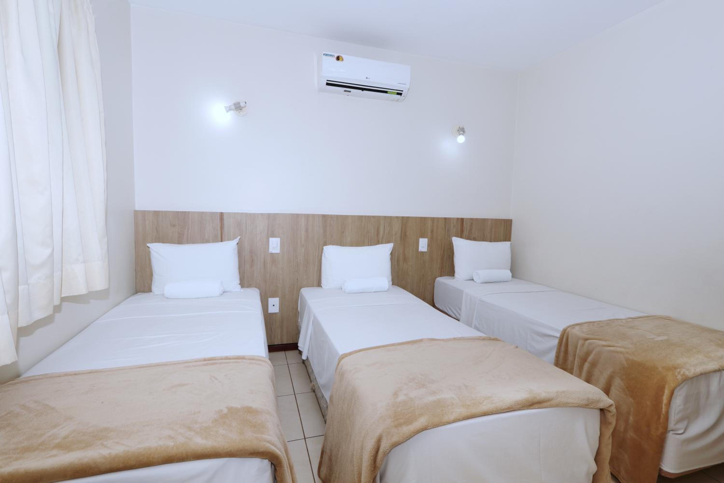Basic Triple Room photo 1
