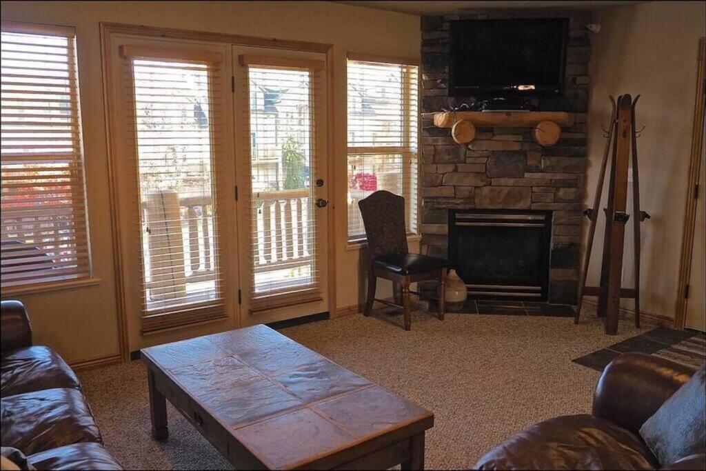 Three-Bedroom Townhouse photo 1