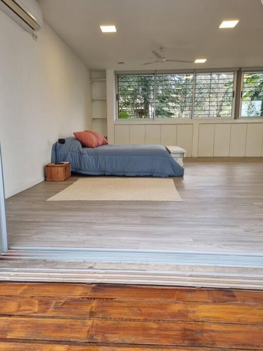 One-Bedroom House photo 1