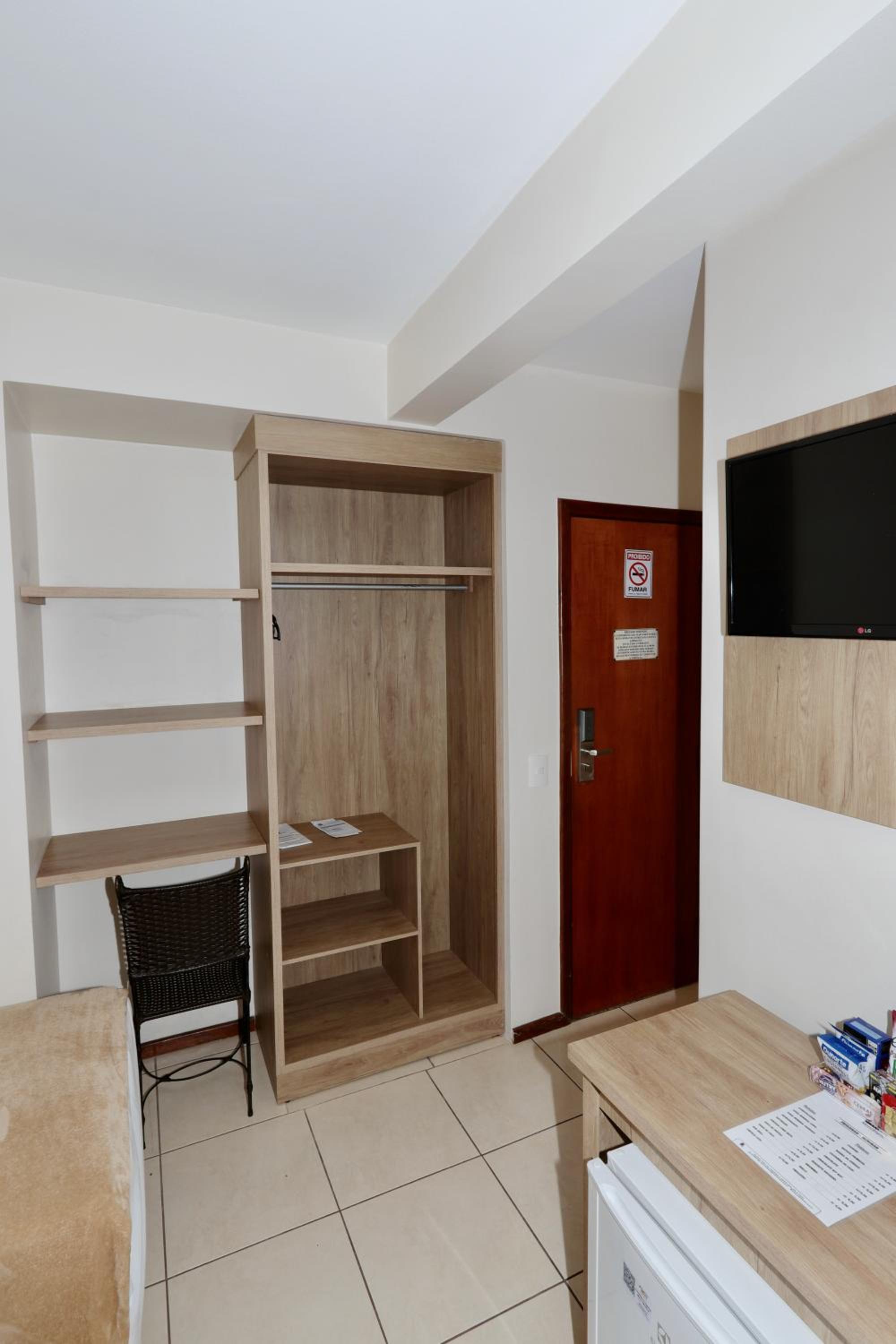 Basic Triple Room photo 3