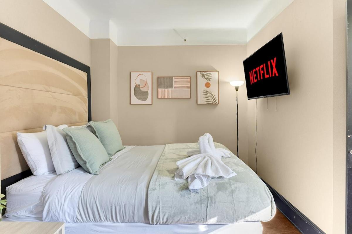 Apartment photo 2