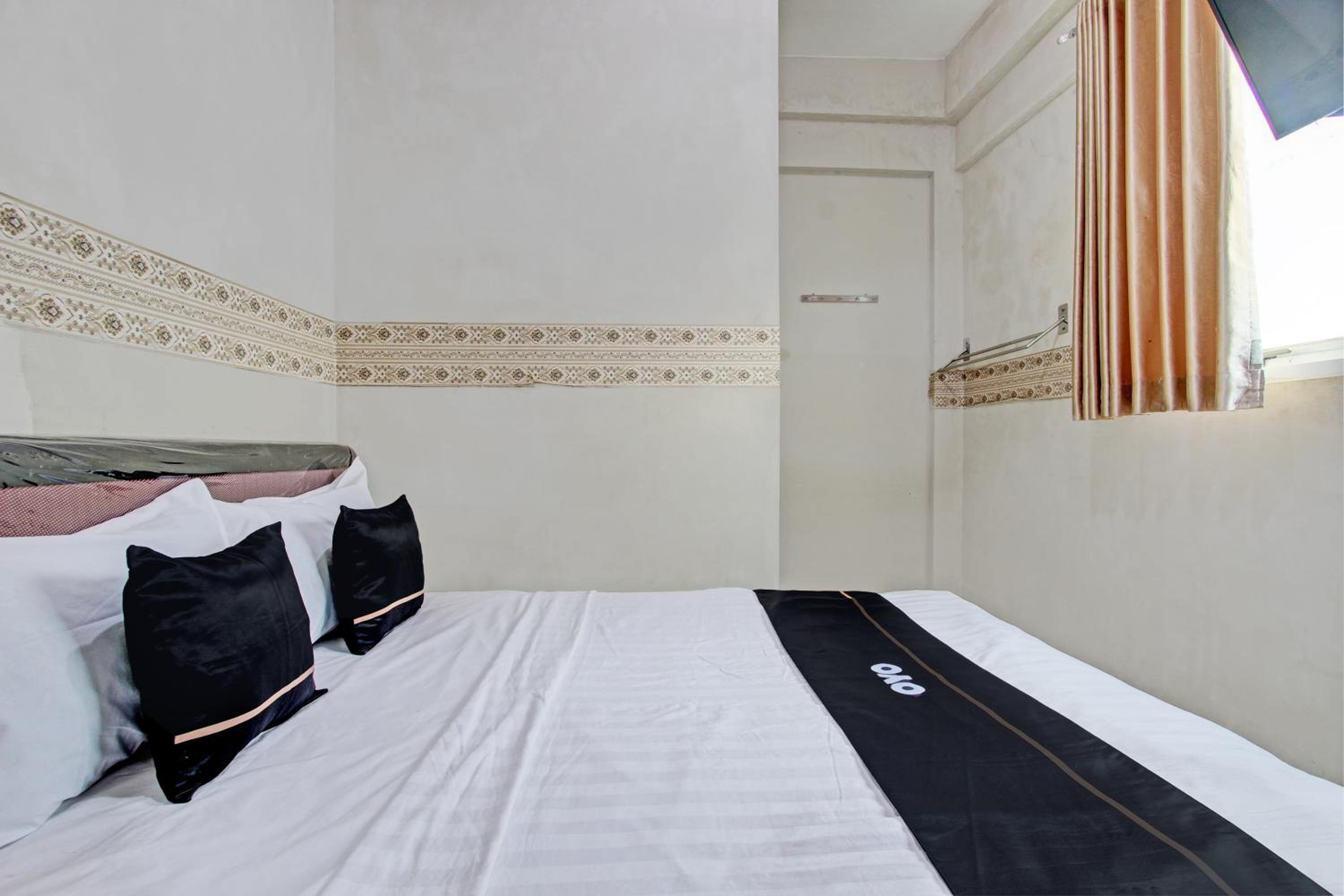 Standard Double Room photo 3