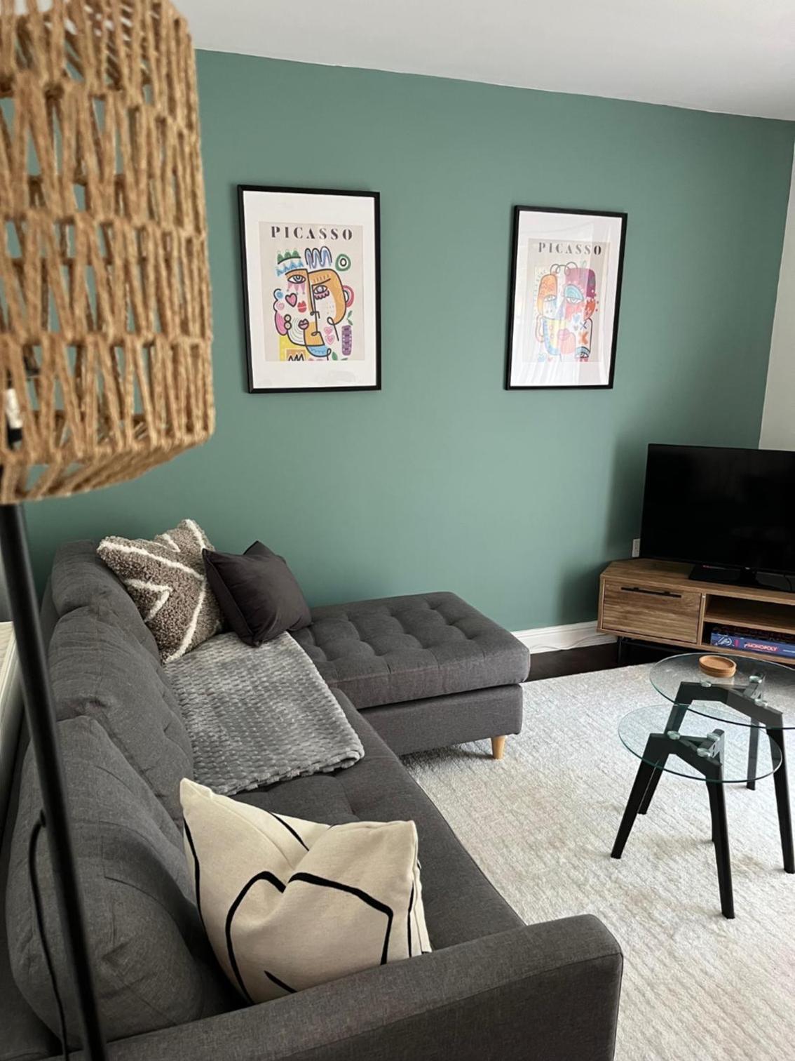 Three-Bedroom House photo 1
