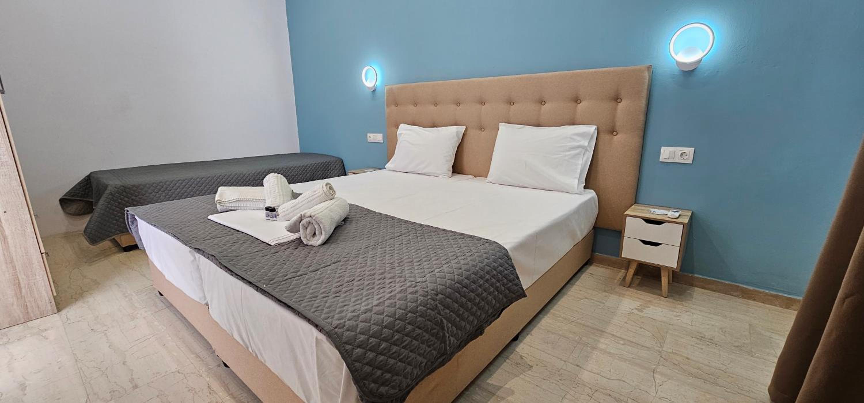 Triple Room with Garden View