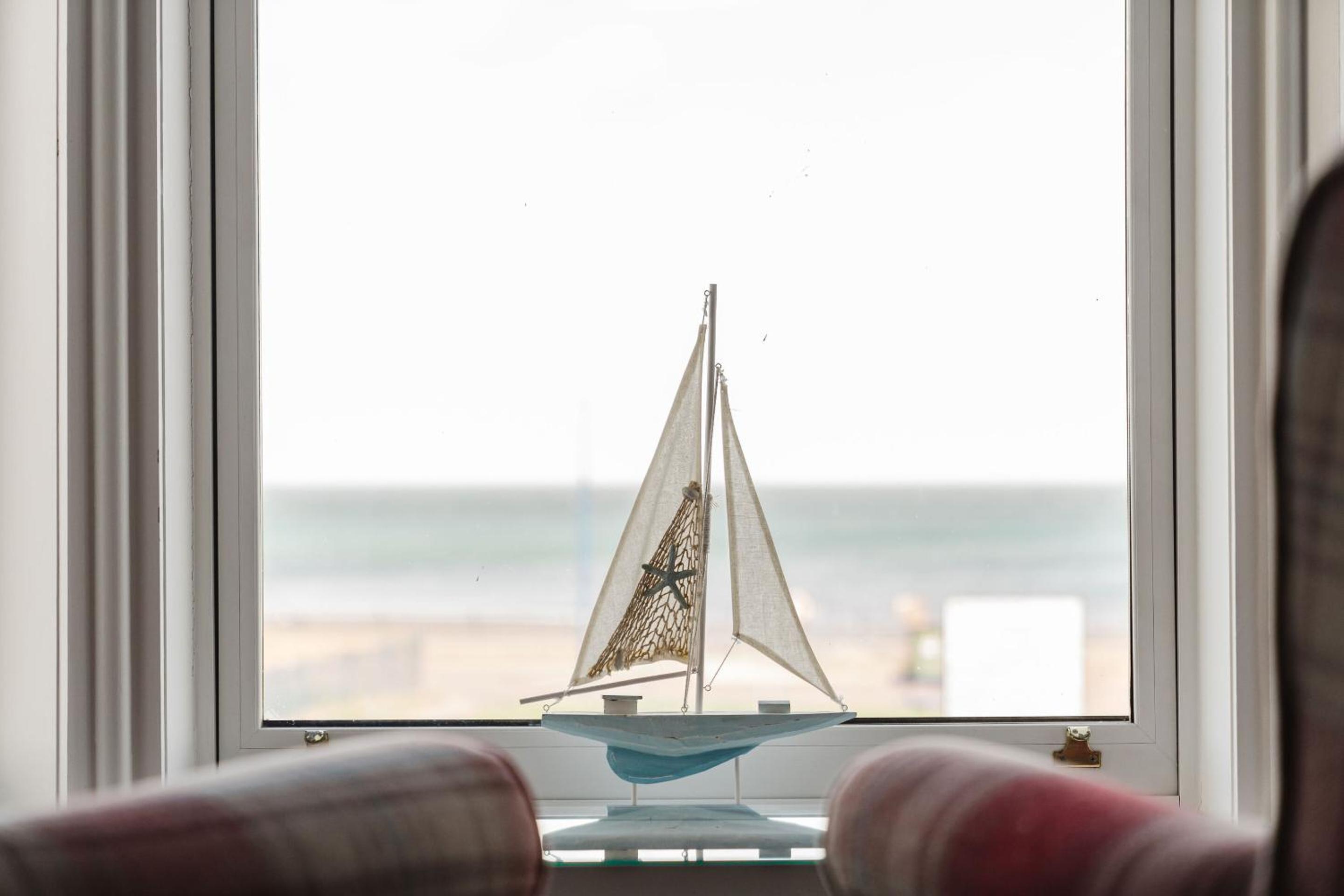 King Suite with Sea View - Photo 4