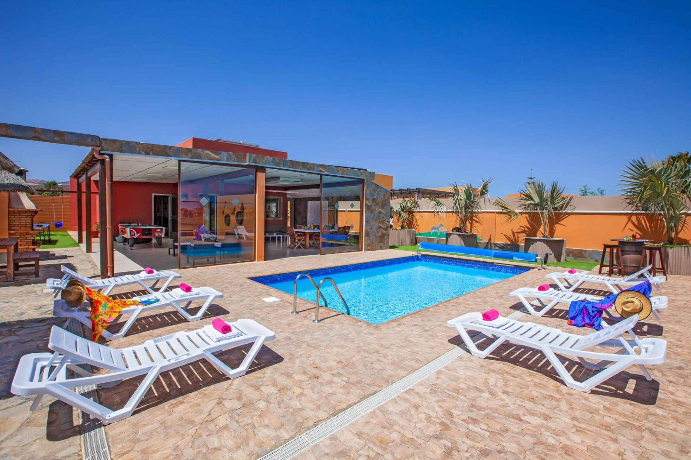 Villa de Tres Habitaciones