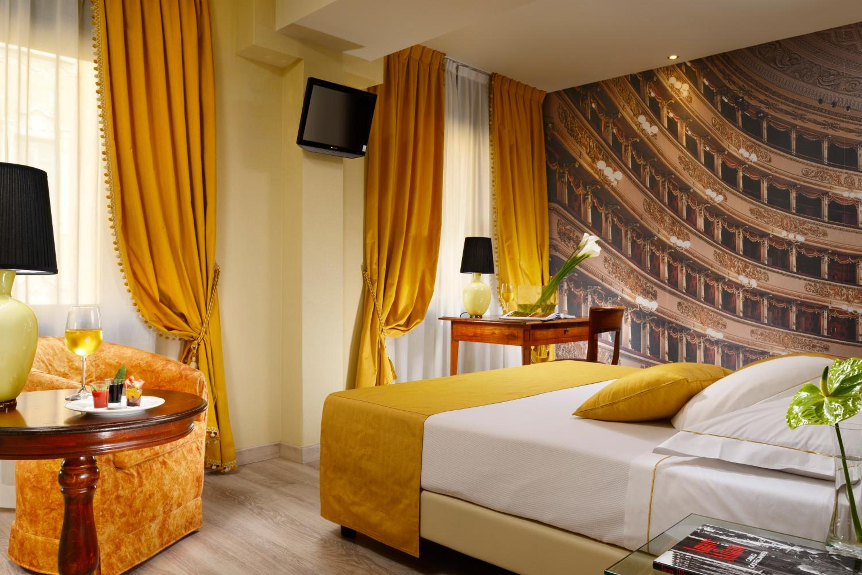 Large Single Room