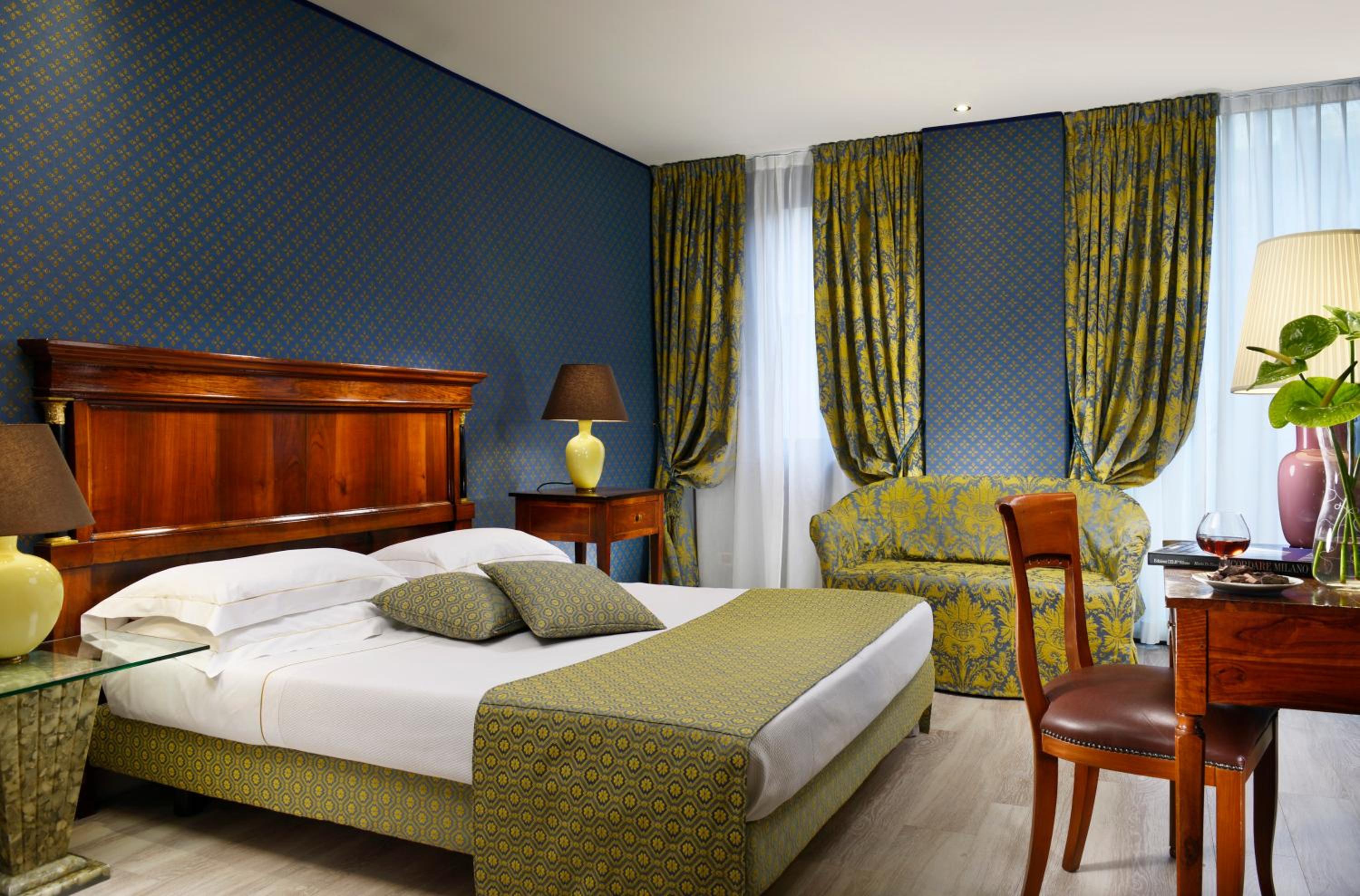 Large Double Room