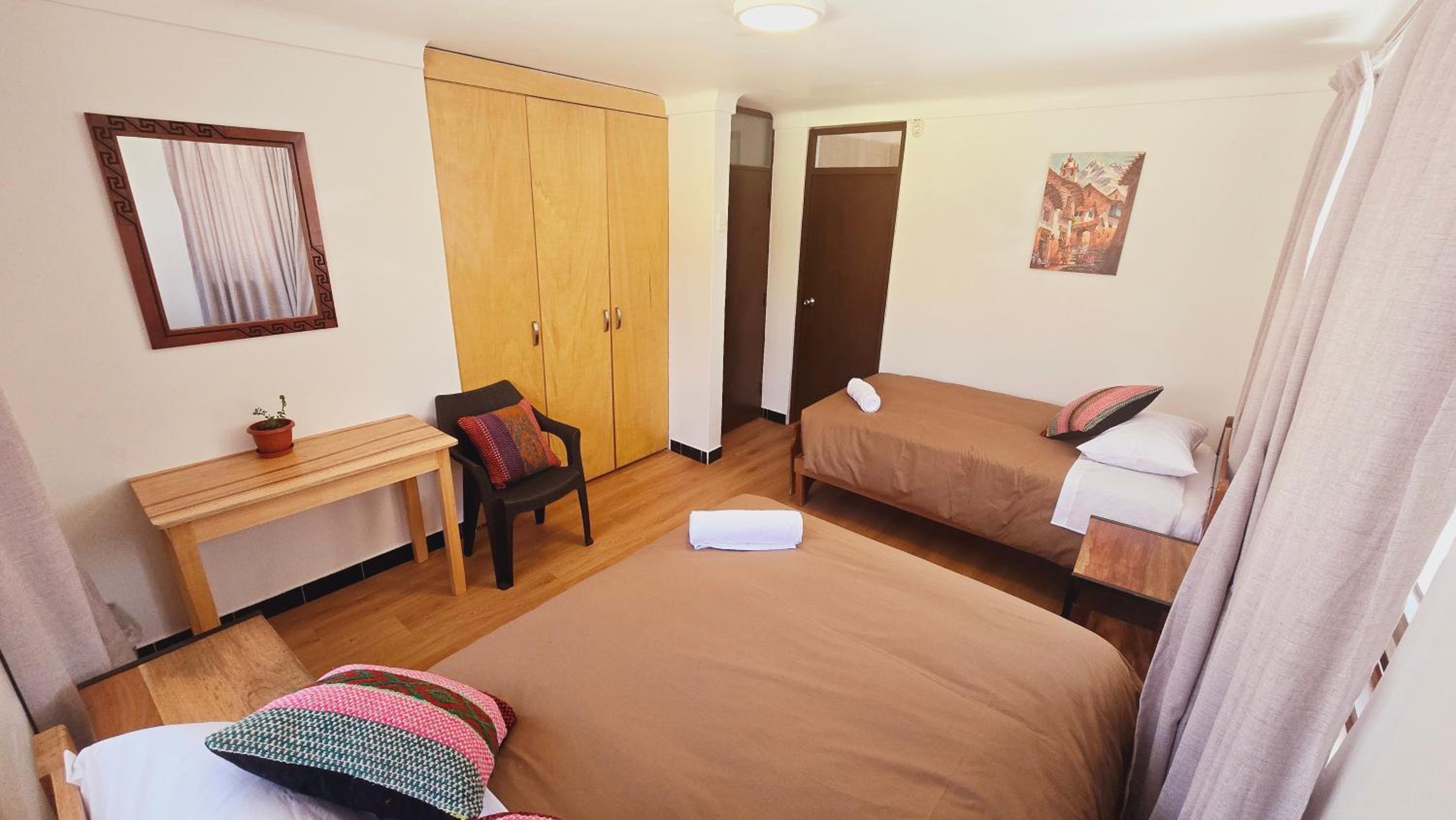 Double or Twin Room with Private Bathroom photo 2