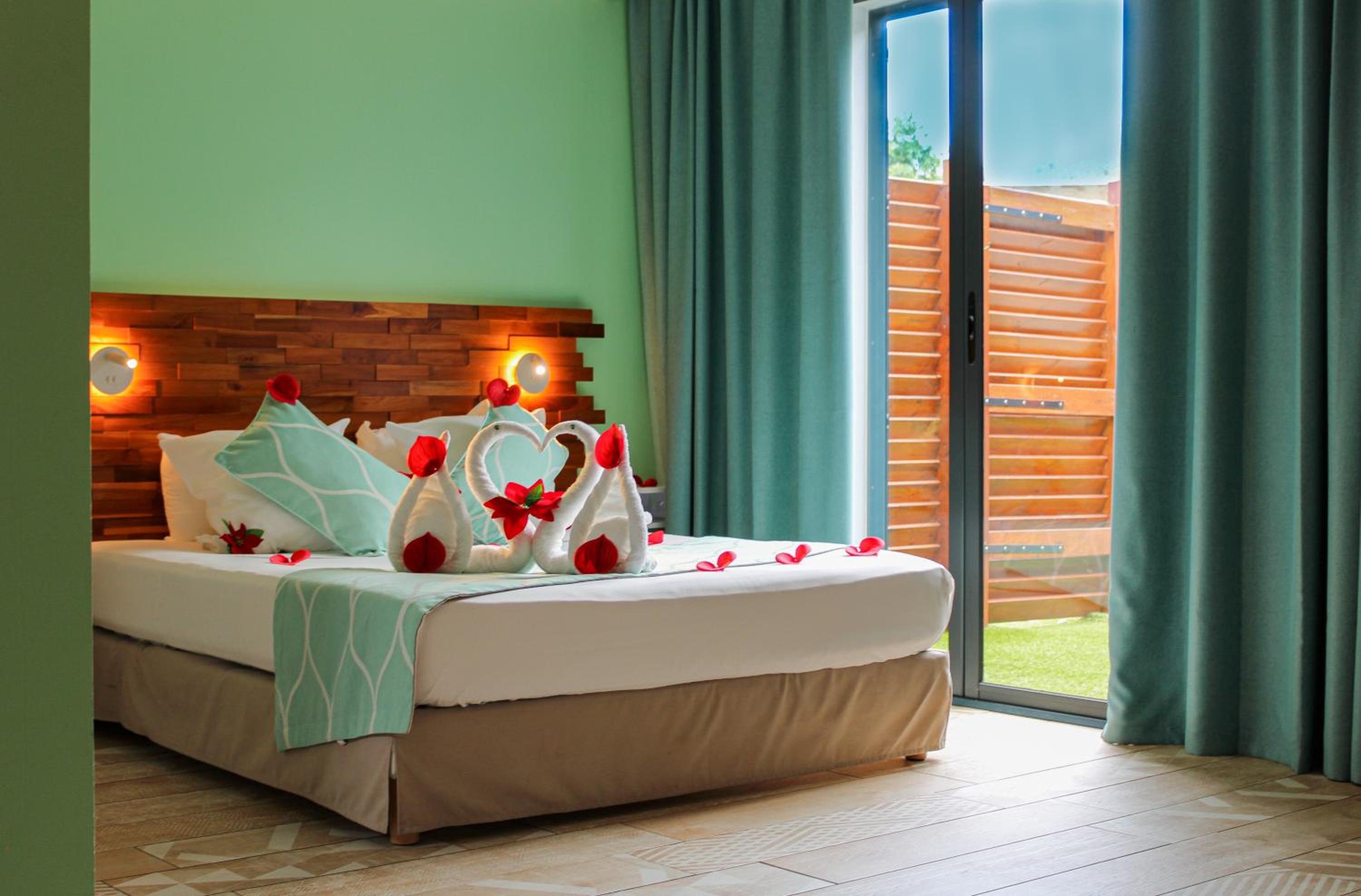 Suite with Private Pool photo 3