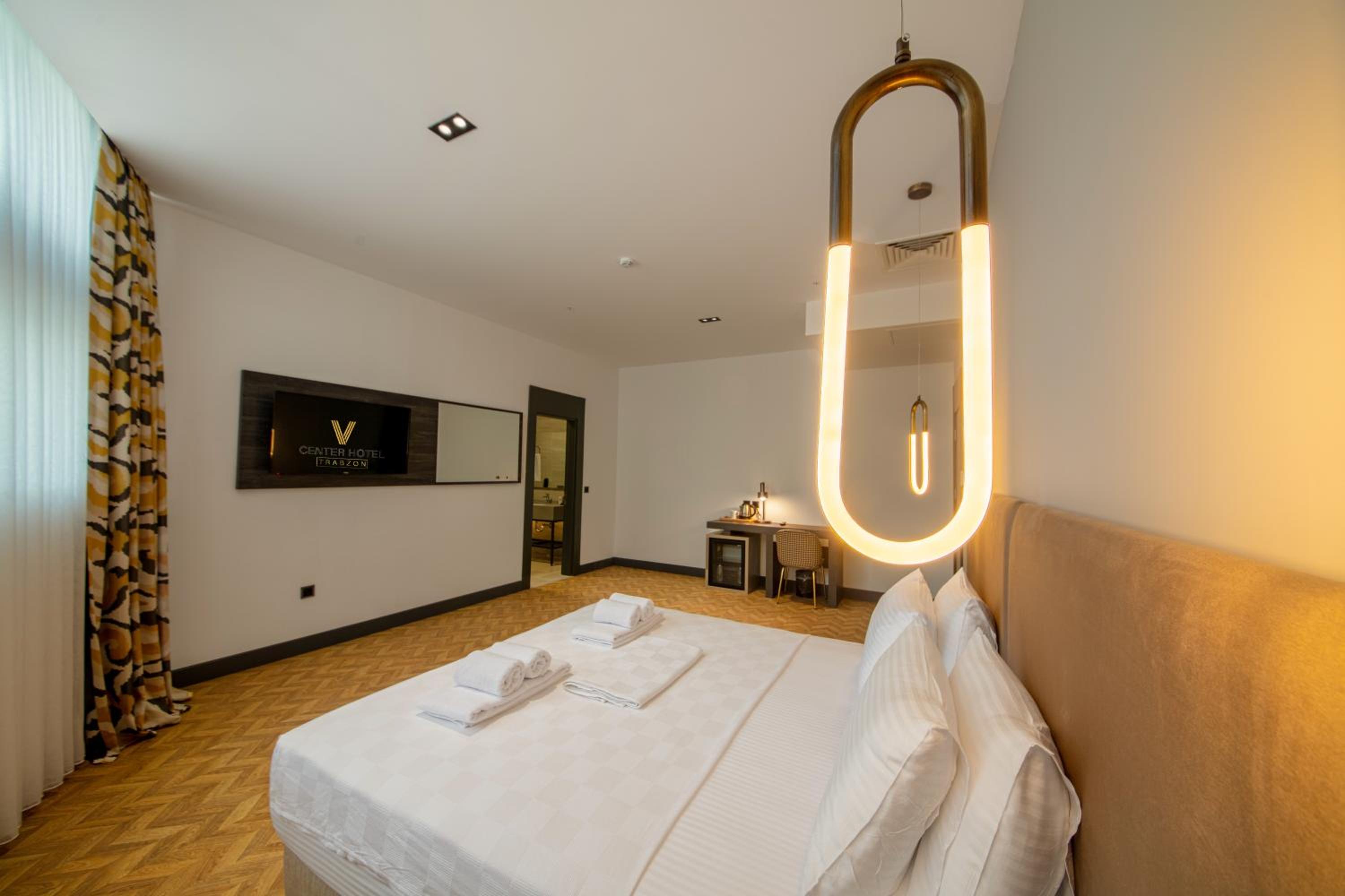 Suite - Photo 7
