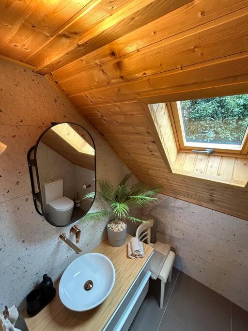 One-Bedroom House photo 2