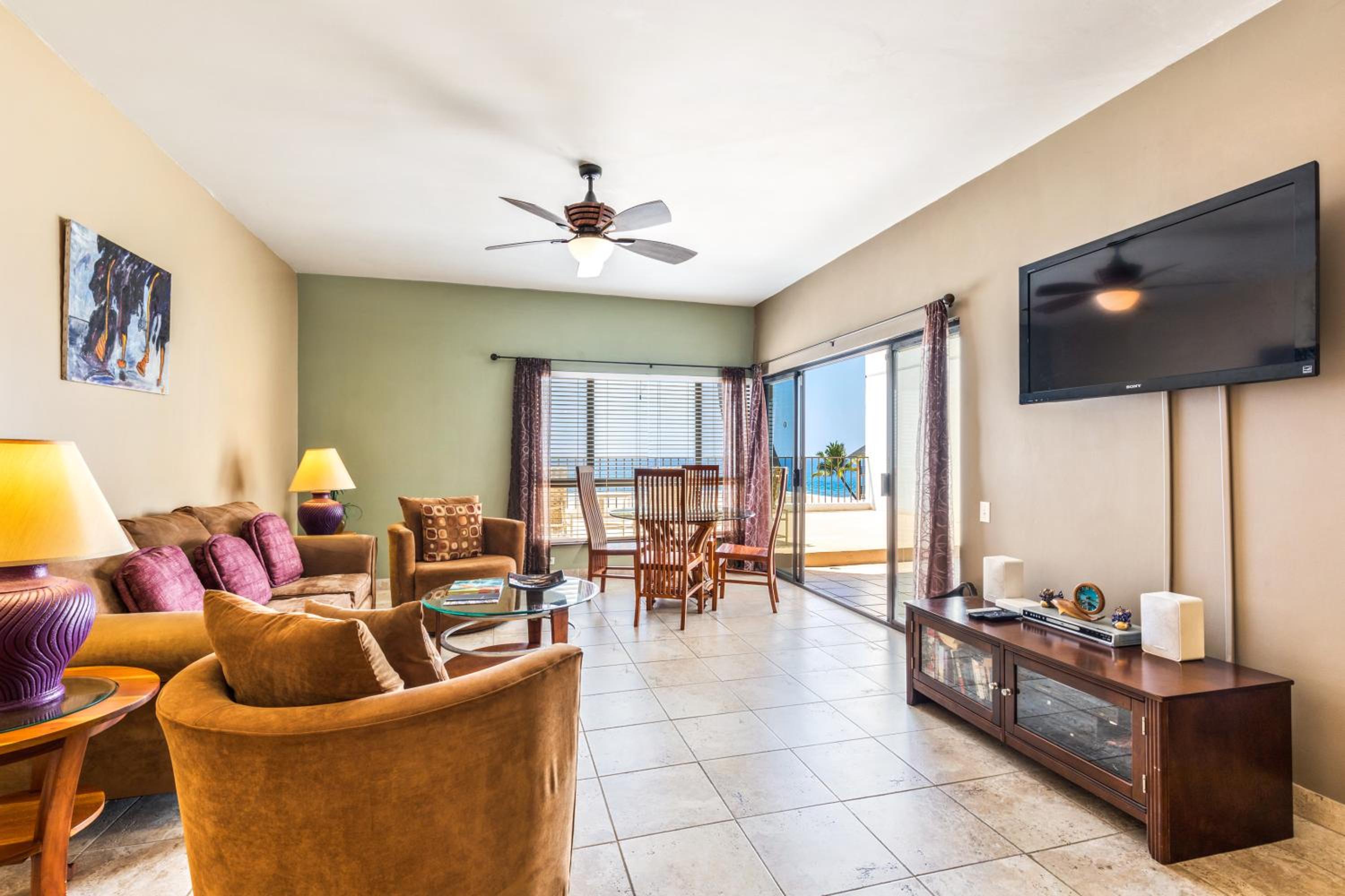 Oceanfront 1 Bedroom photo 1
