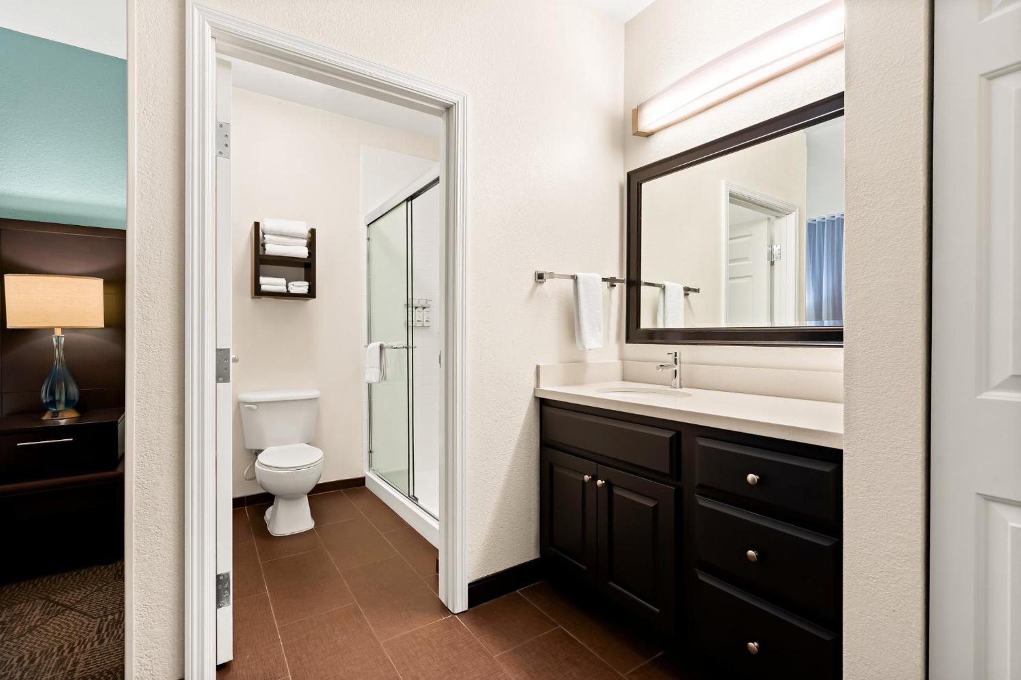 Studio Queen Suite - Photo 2