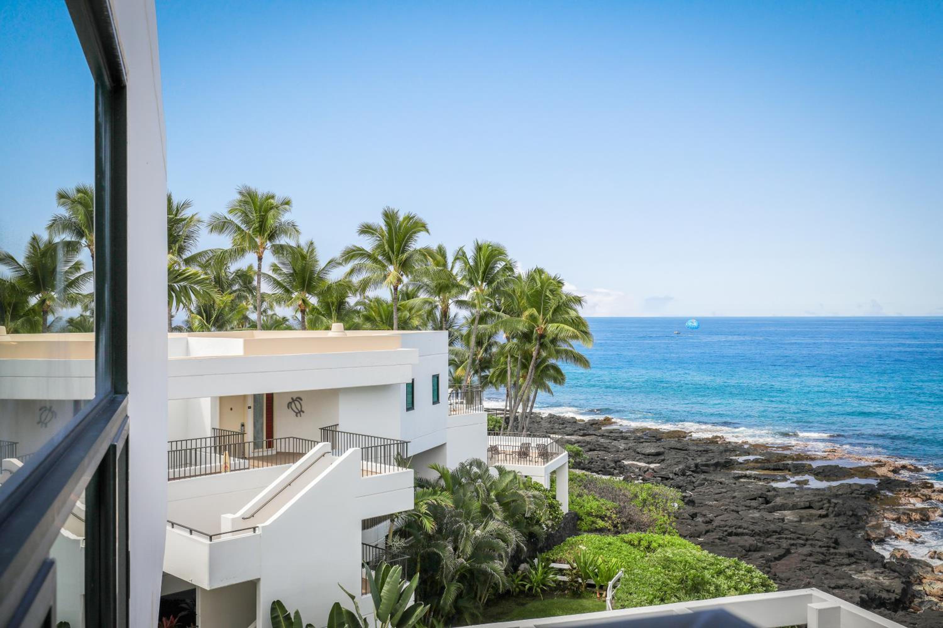 Oceanfront 2 Bedroom 2 Bath photo 3
