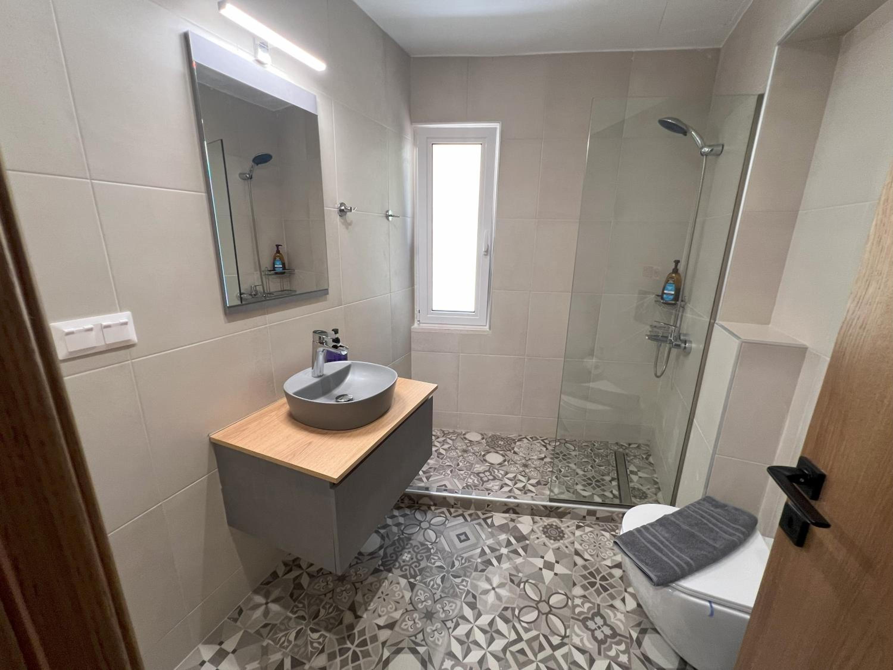 Deluxe Double or Twin Room with Balcony photo 3