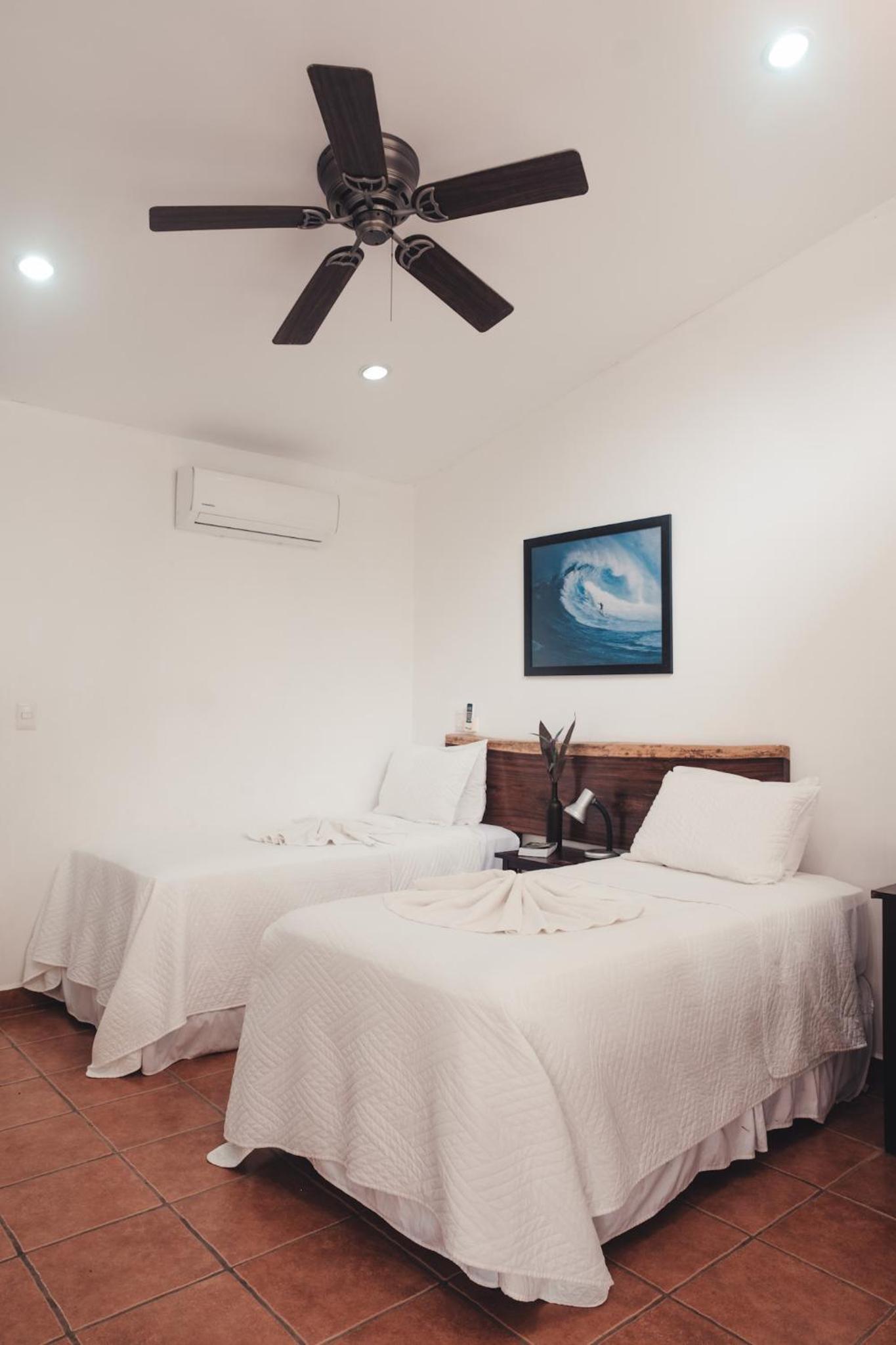 Double Room with Pool View photo 3