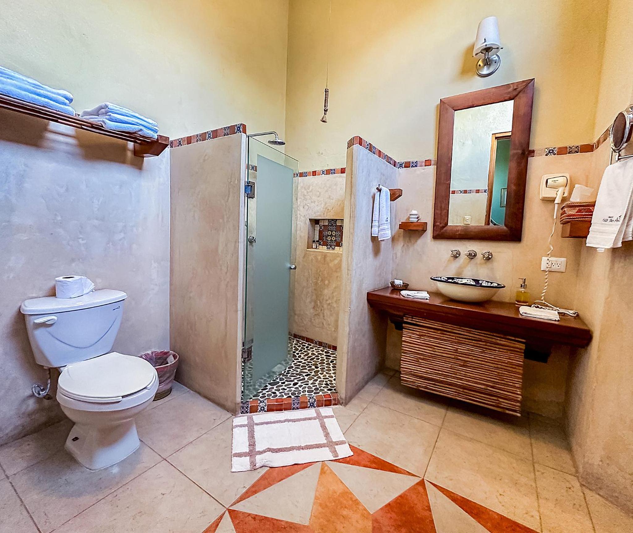 Standard Room - Photo 11