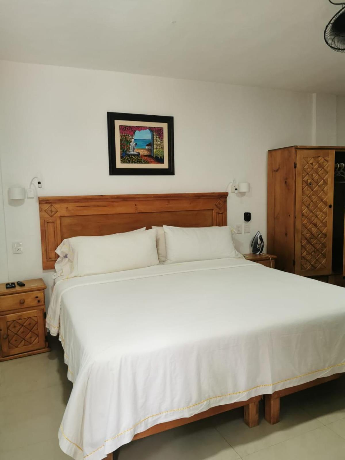 Standard Double Room photo 3