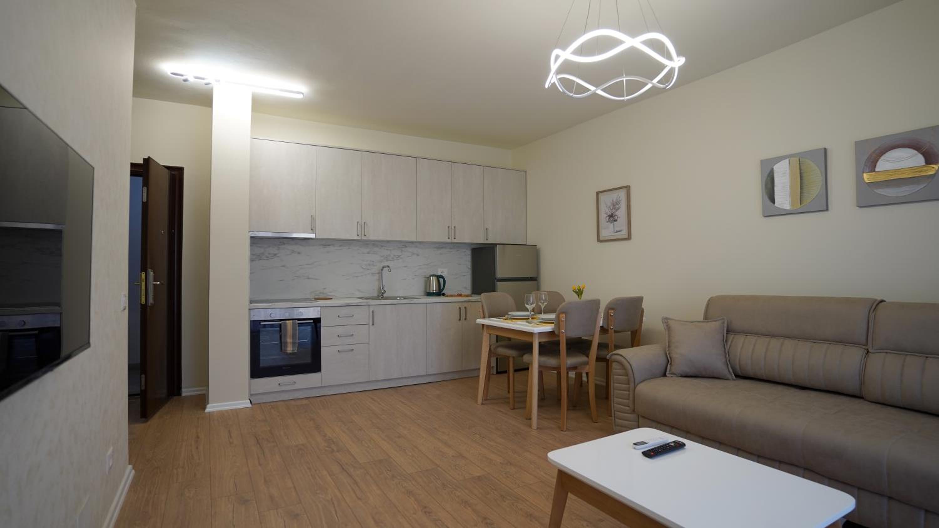 One-Bedroom Apartment
