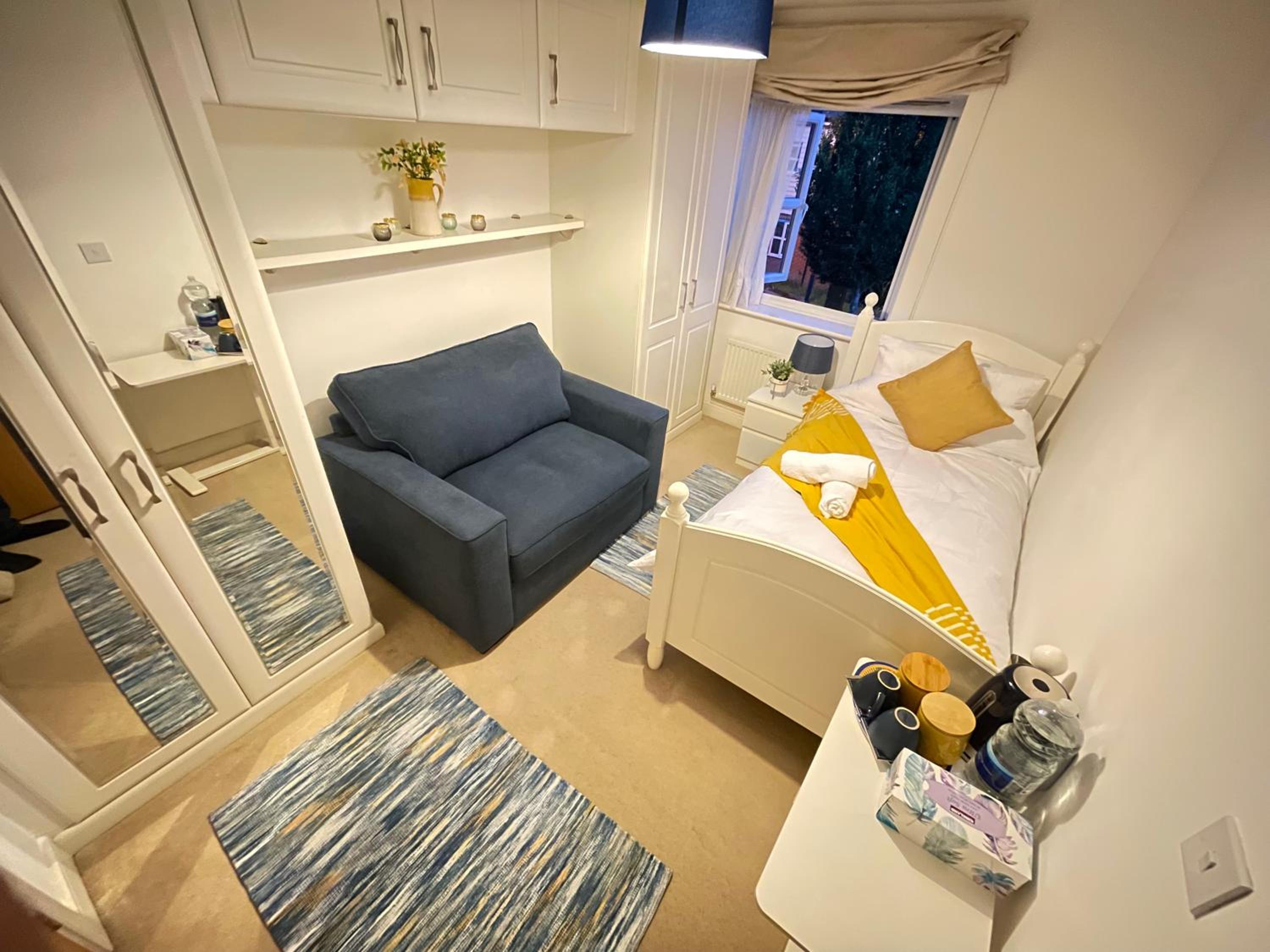 Single Room photo 3