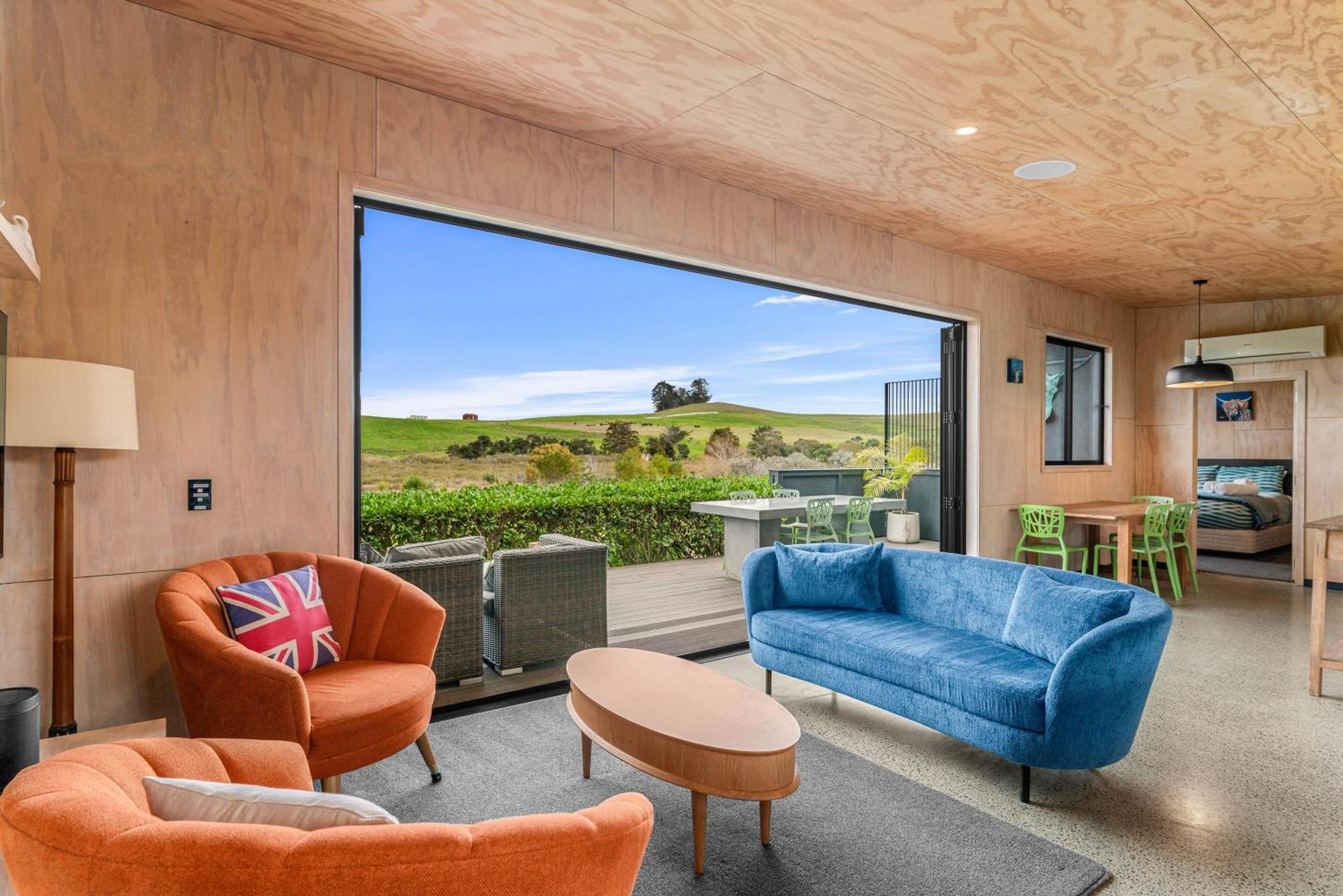 Three-Bedroom House photo 1