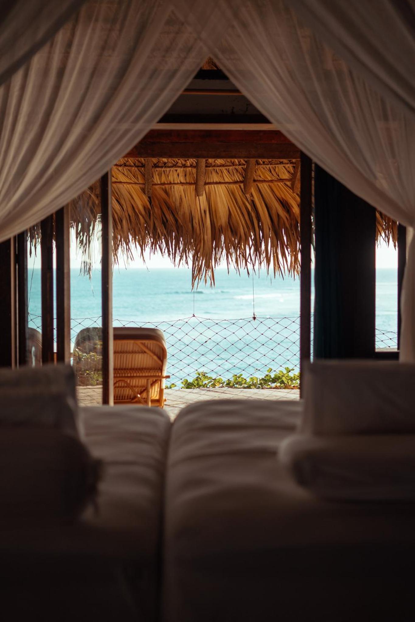 Superior Twin Room with Sea View - Photo 24
