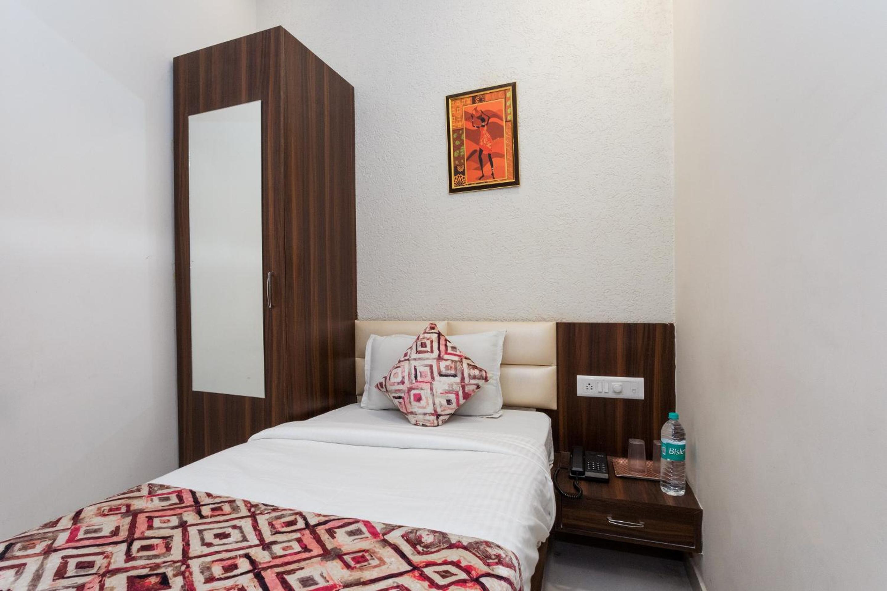 Small Single Room