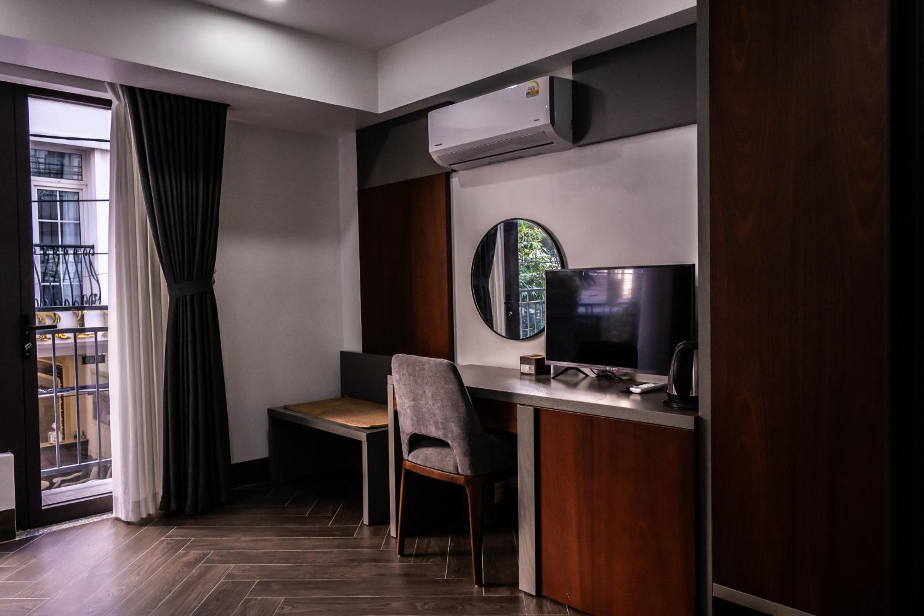 Deluxe Double Room - Photo 18