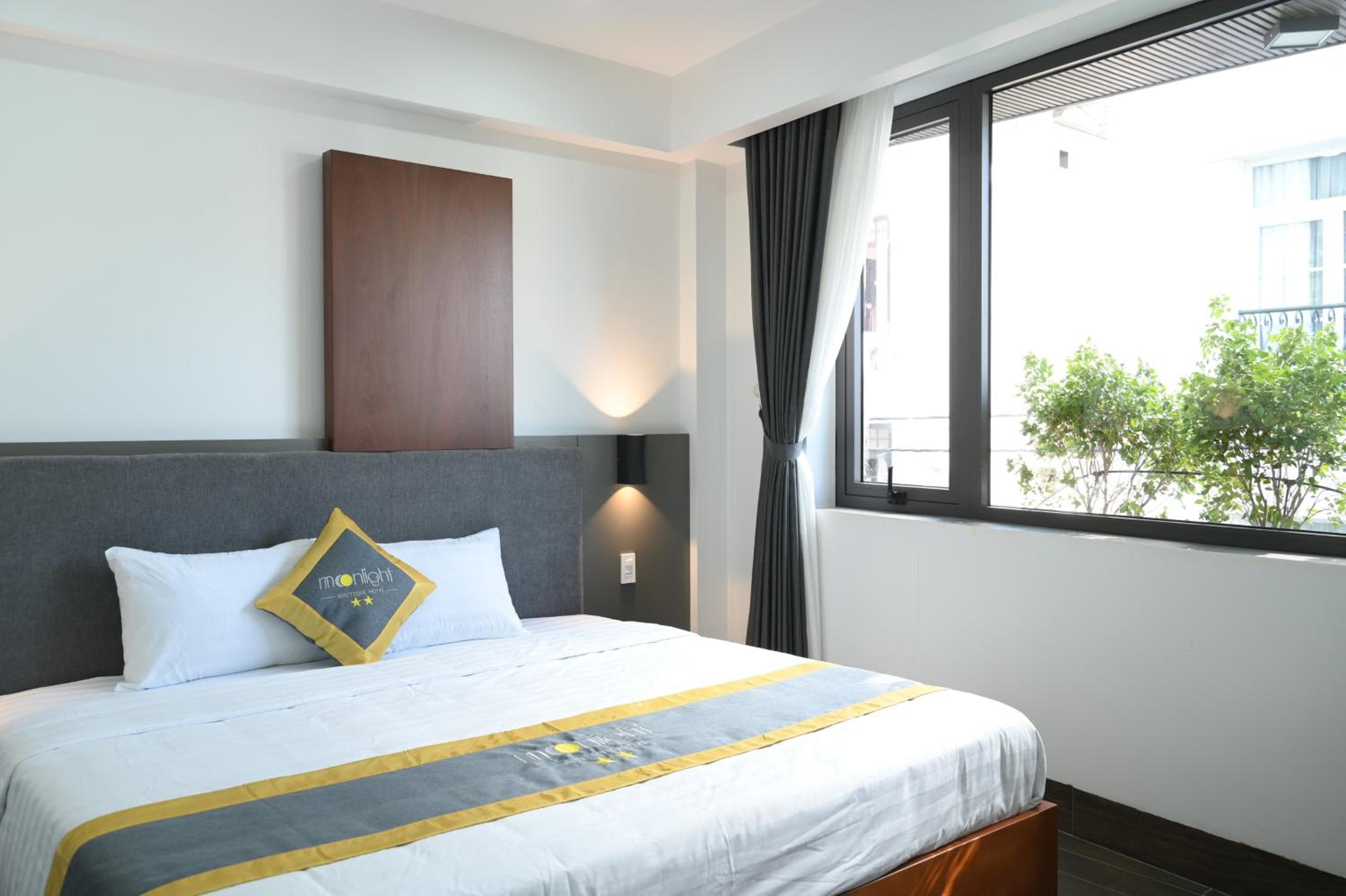 Deluxe Double Room - Photo 19