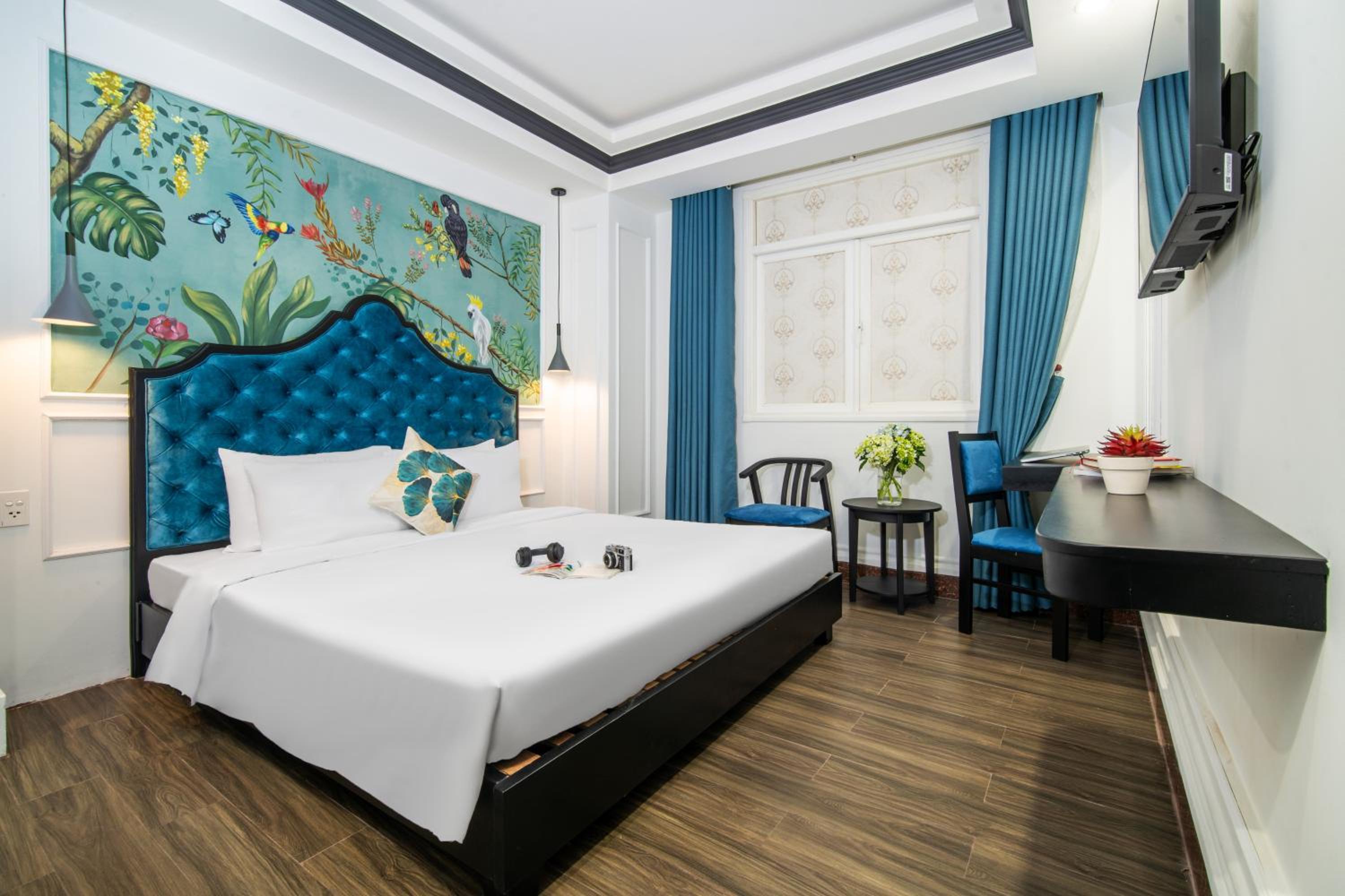 Double Room with No Window