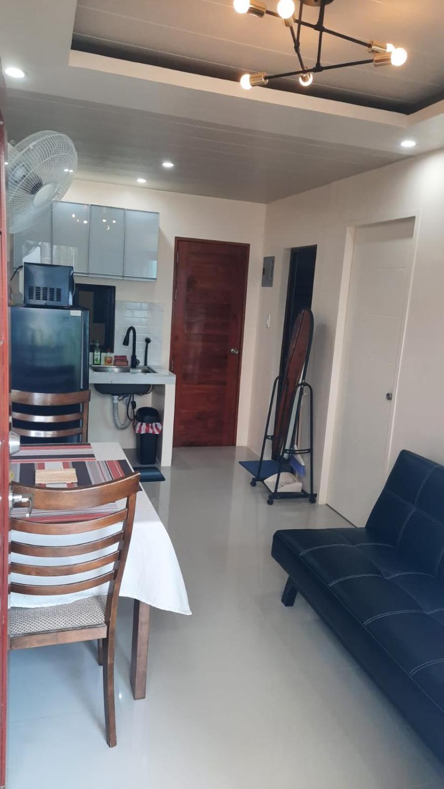 One-Bedroom Apartment with Garden photo 1