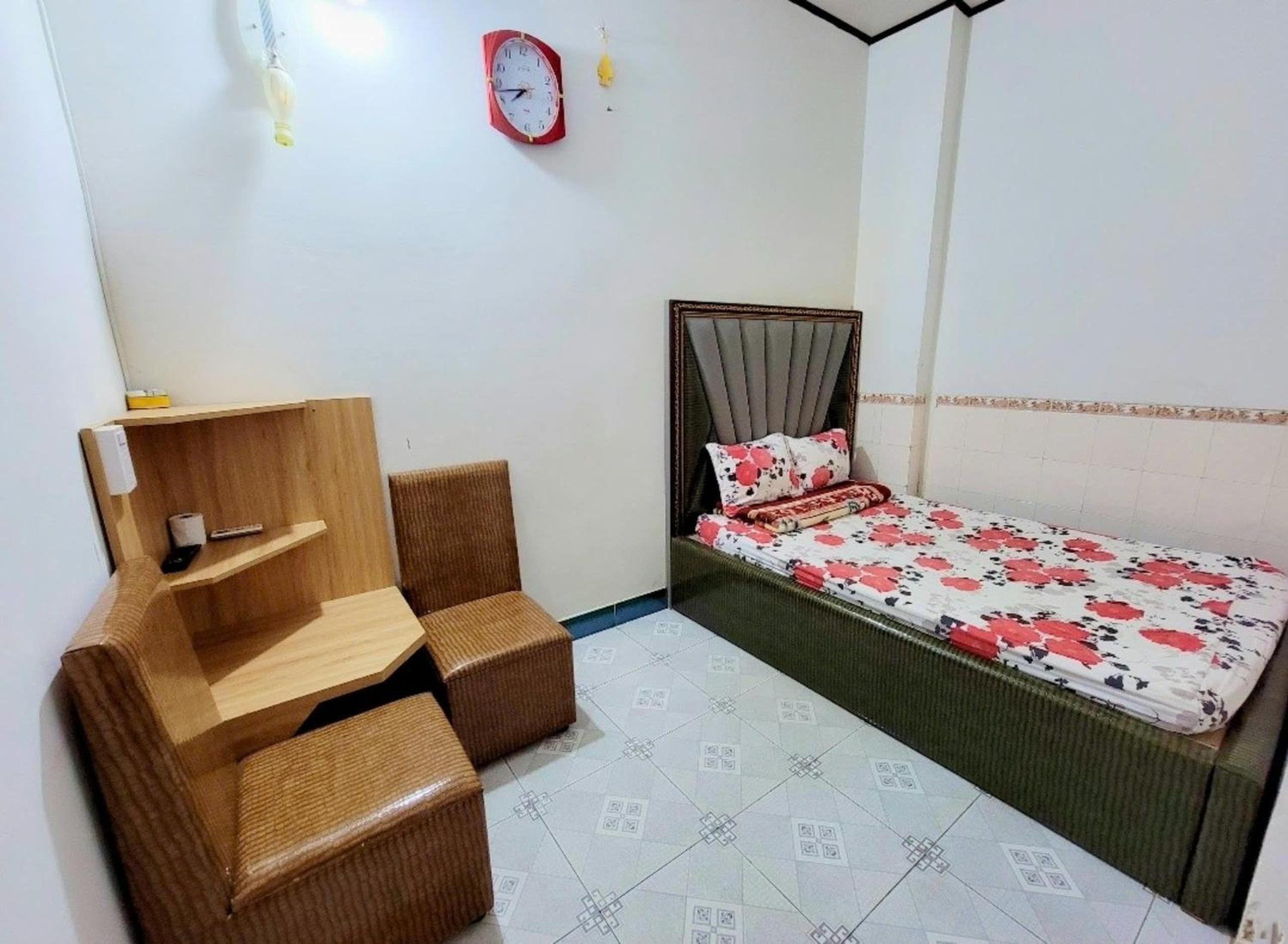 Double Room - Photo 8
