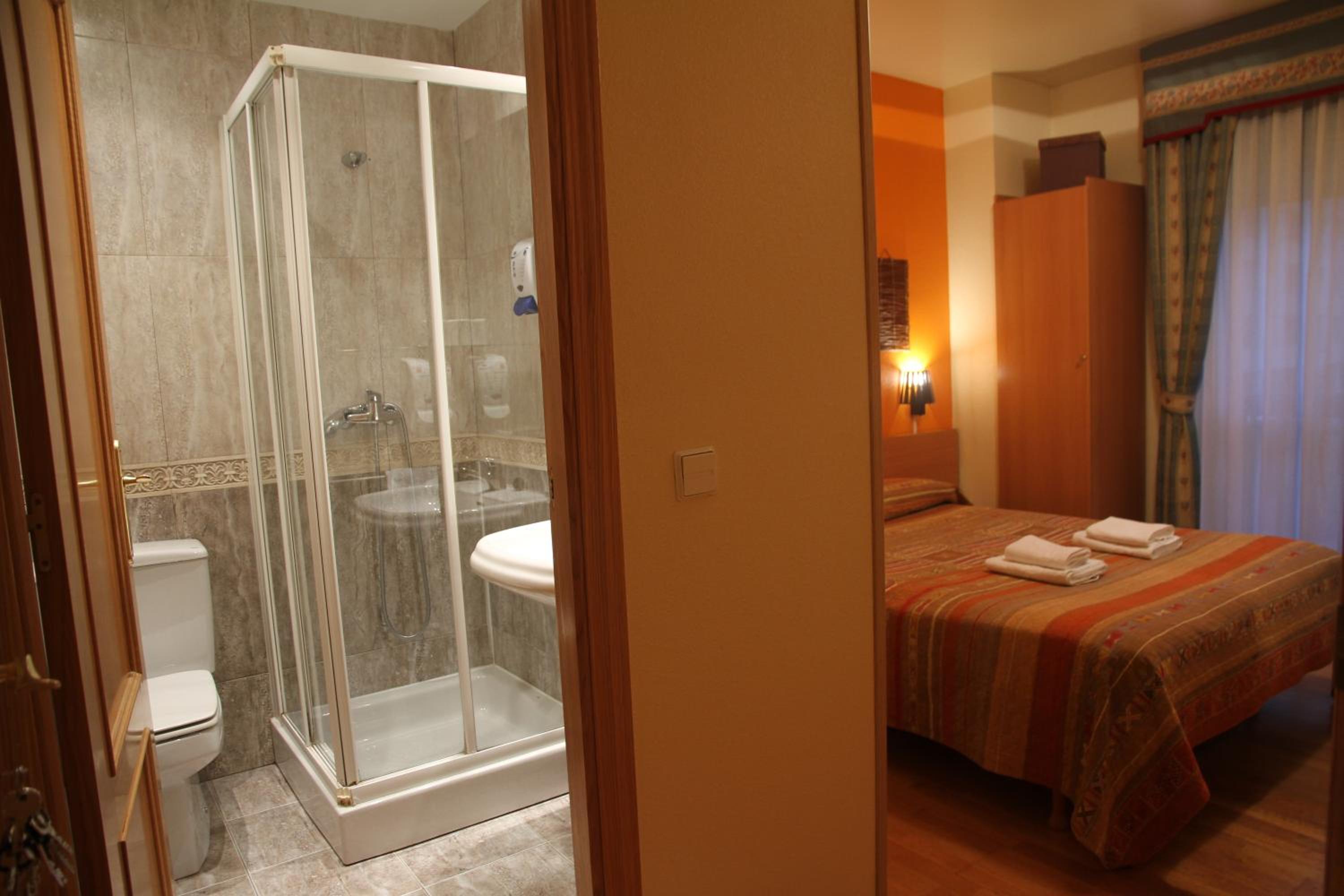 Double Room photo 3