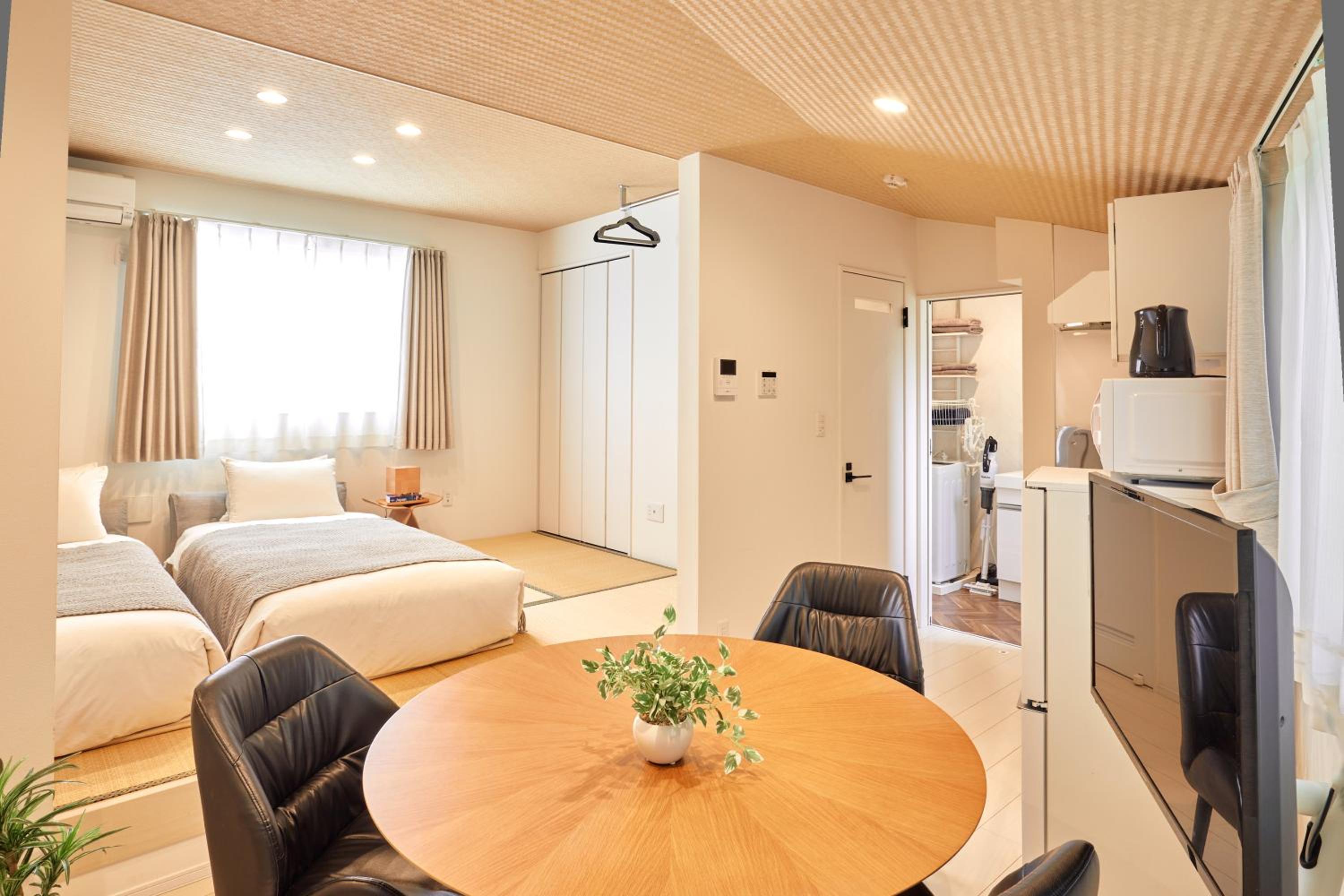 One-Bedroom Apartment - Non-Smoking photo 2